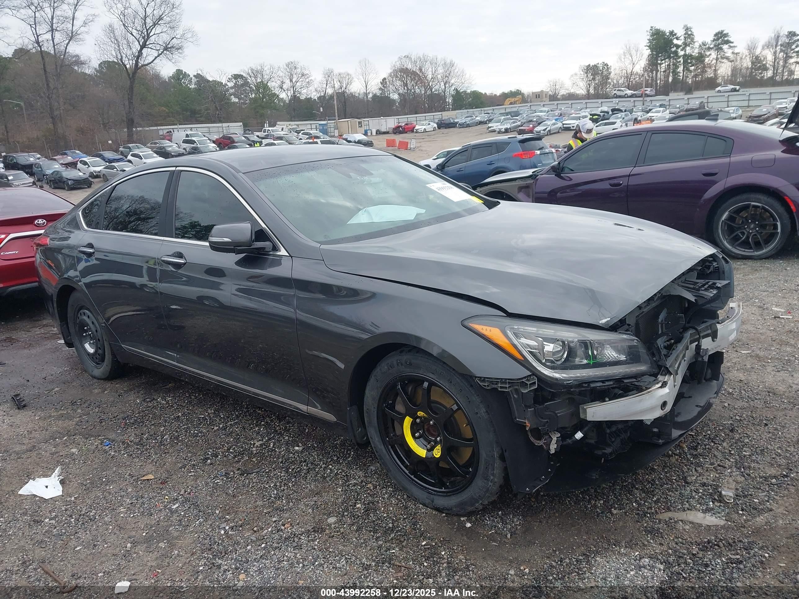 2019 Genesis G80 3.8L, VIN KMTFN4JE6KU303438 — Front end