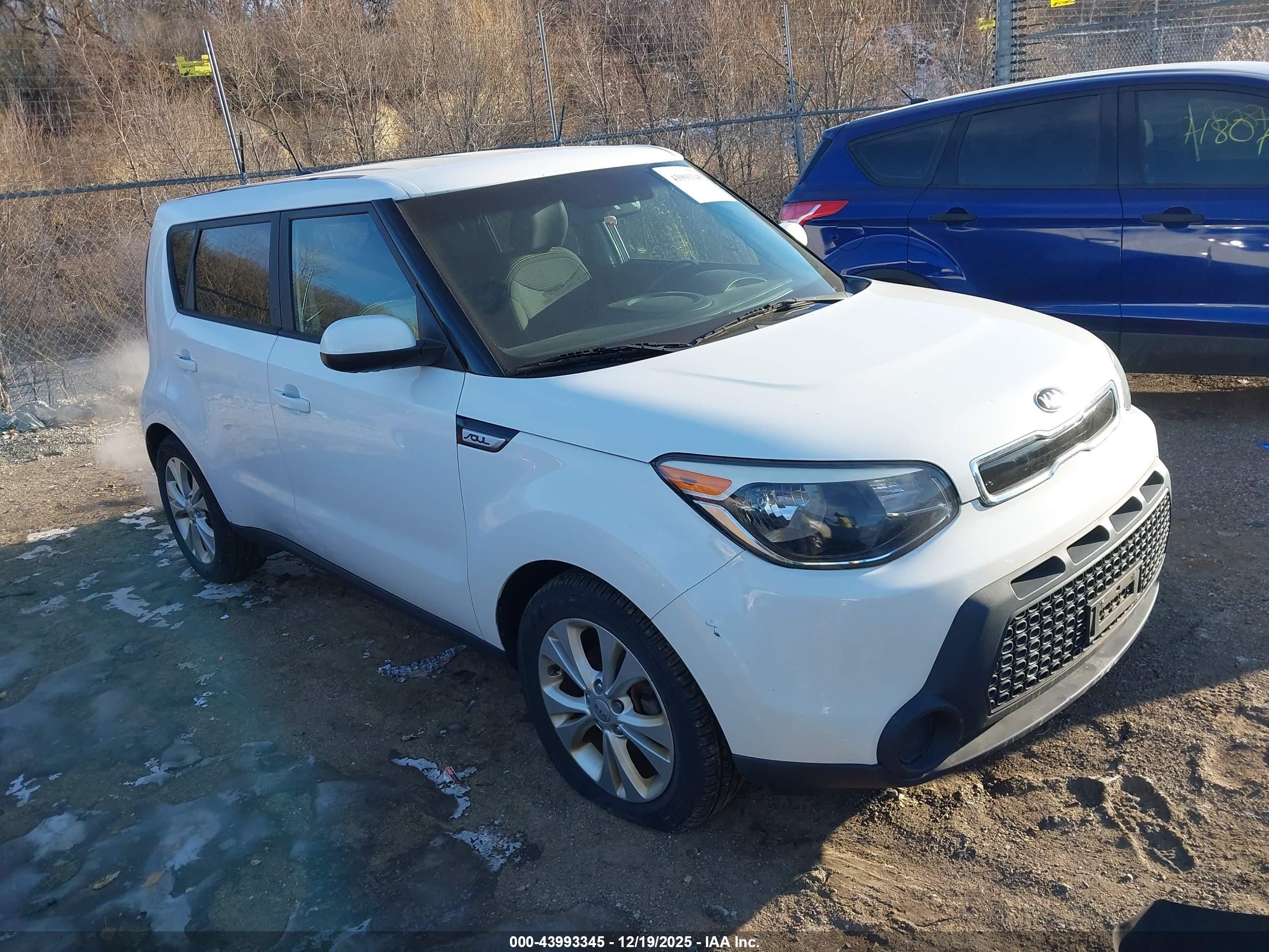 2015 Kia Soul +, VIN KNDJP3A51F7166717 — Normal wear