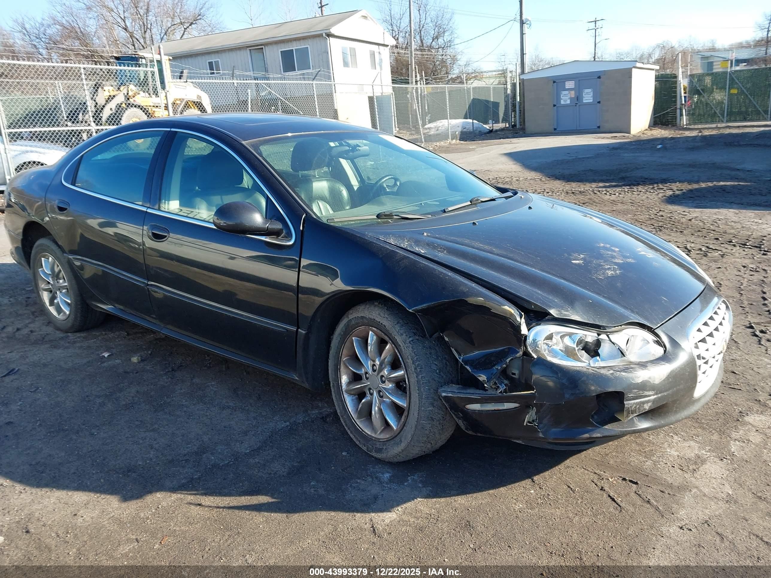 2004 Chrysler Concorde Limited, VIN 2C3AD56G04H615258 — Перед
