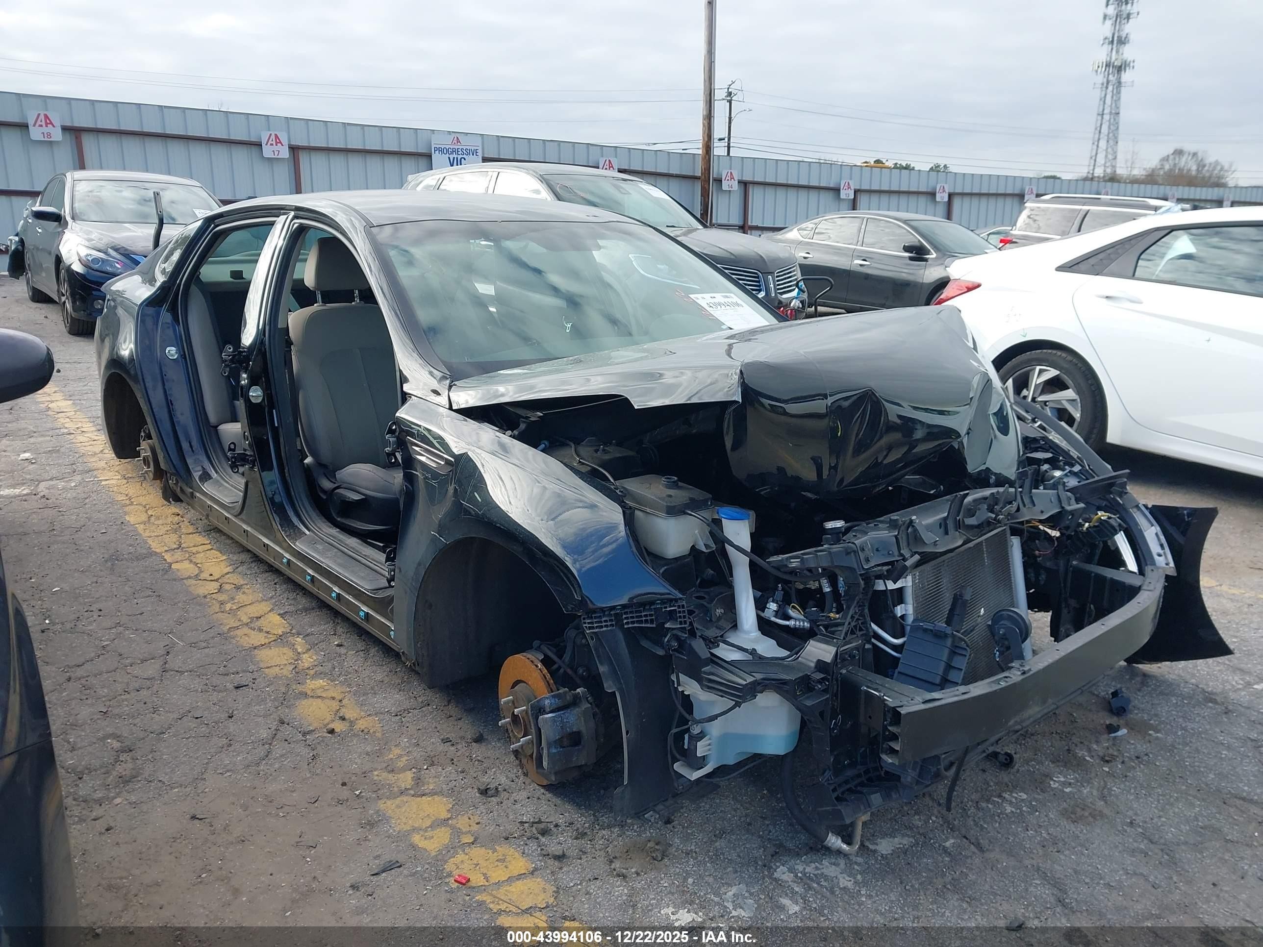 2018 Kia Optima LX, VIN 5XXGT4L37JG258468 — Stripped