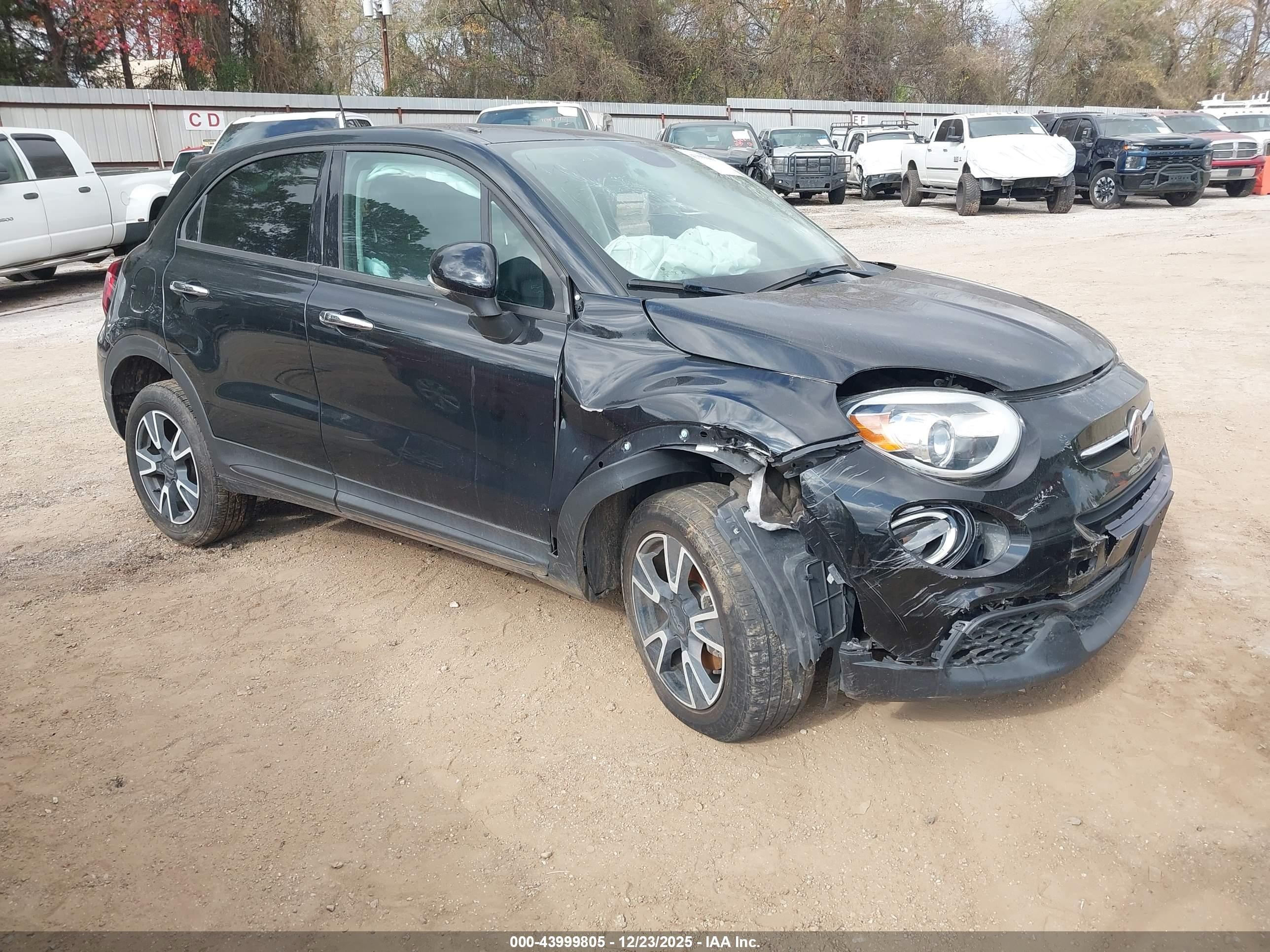 2020 FIAT 500X Pop, VIN ZFBNFYA19LP870368 — Side