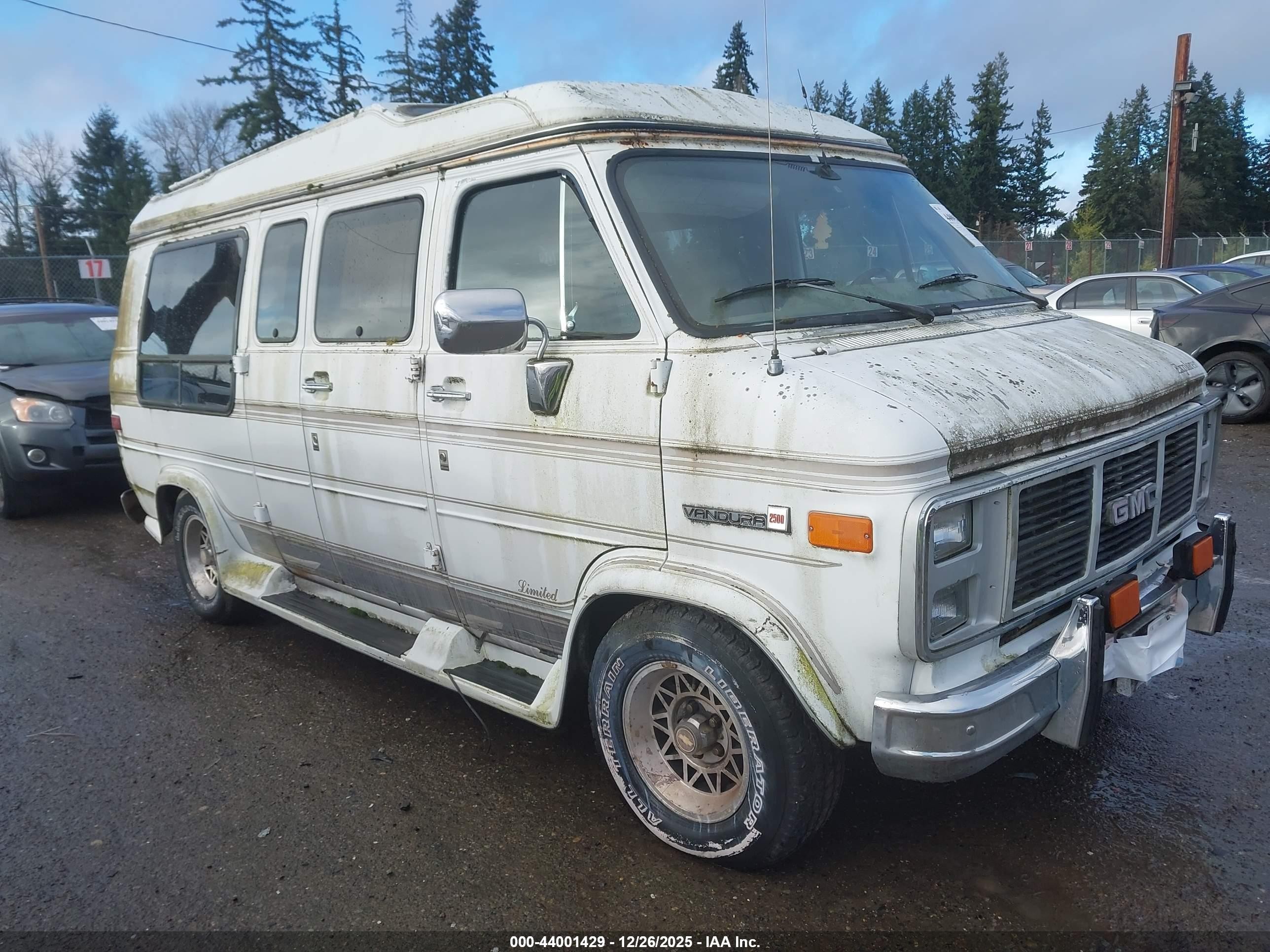 1991 GMC Vandura, VIN 1GDEG25K3M7507538 — All over