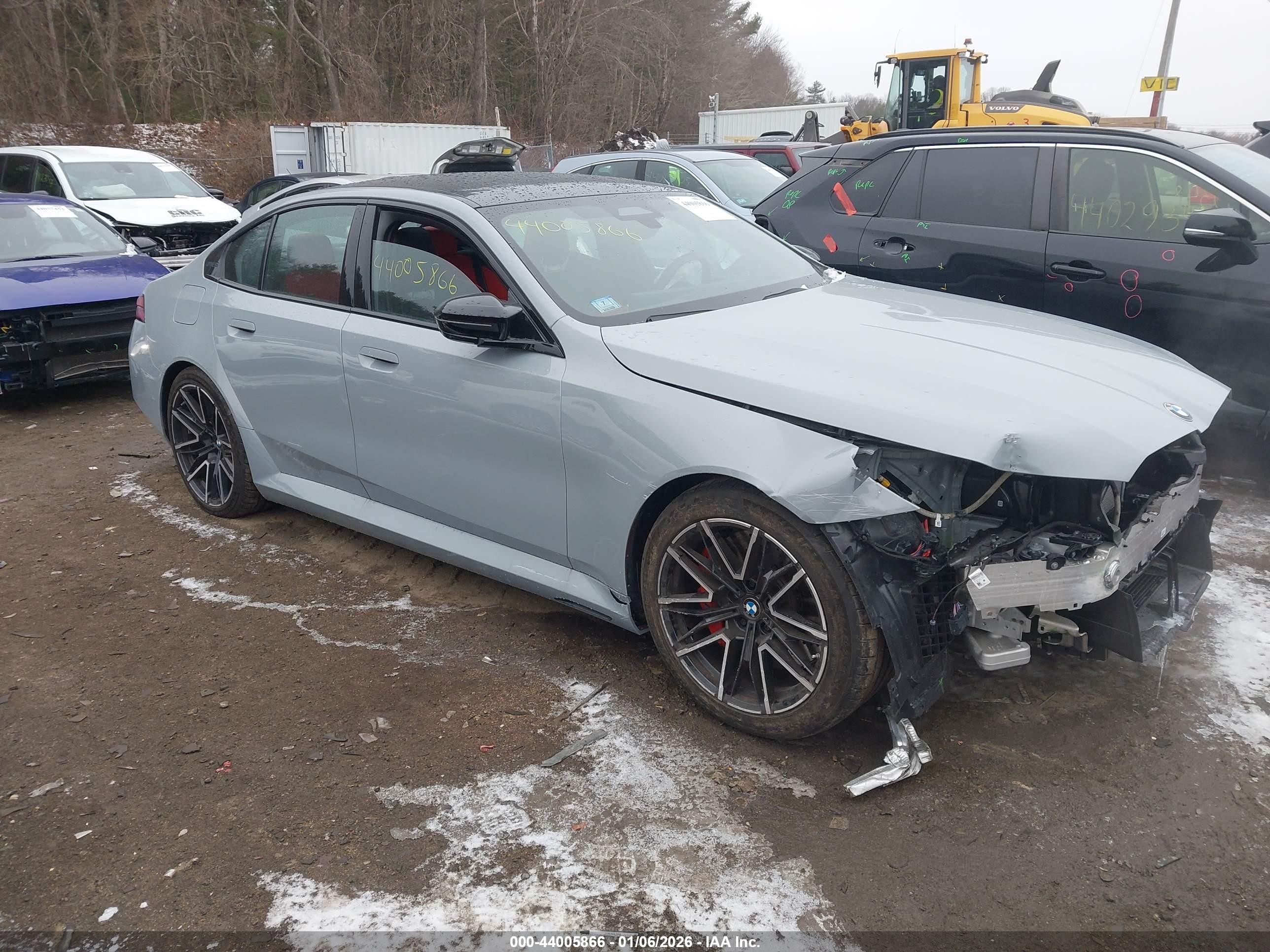 2026 BMW M5, VIN WBS83FK0XTCV28876 — Front end