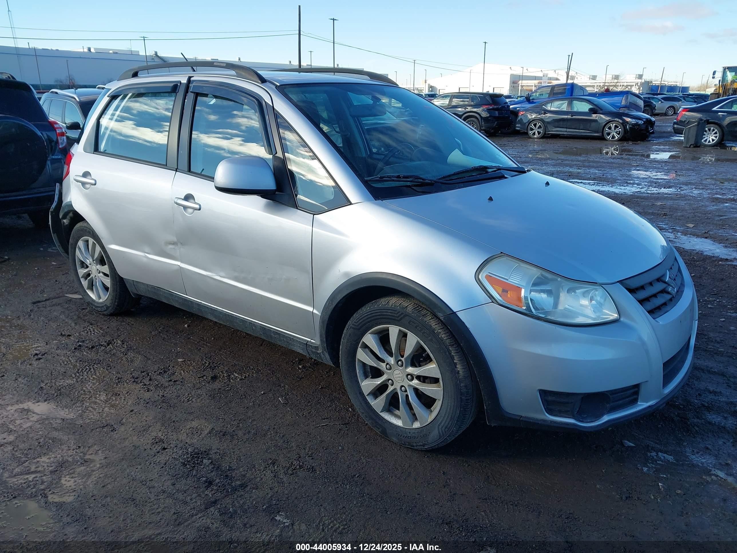 2013 Suzuki SX4 Crossover, VIN JS2YB5A30D6101339 — Rear end