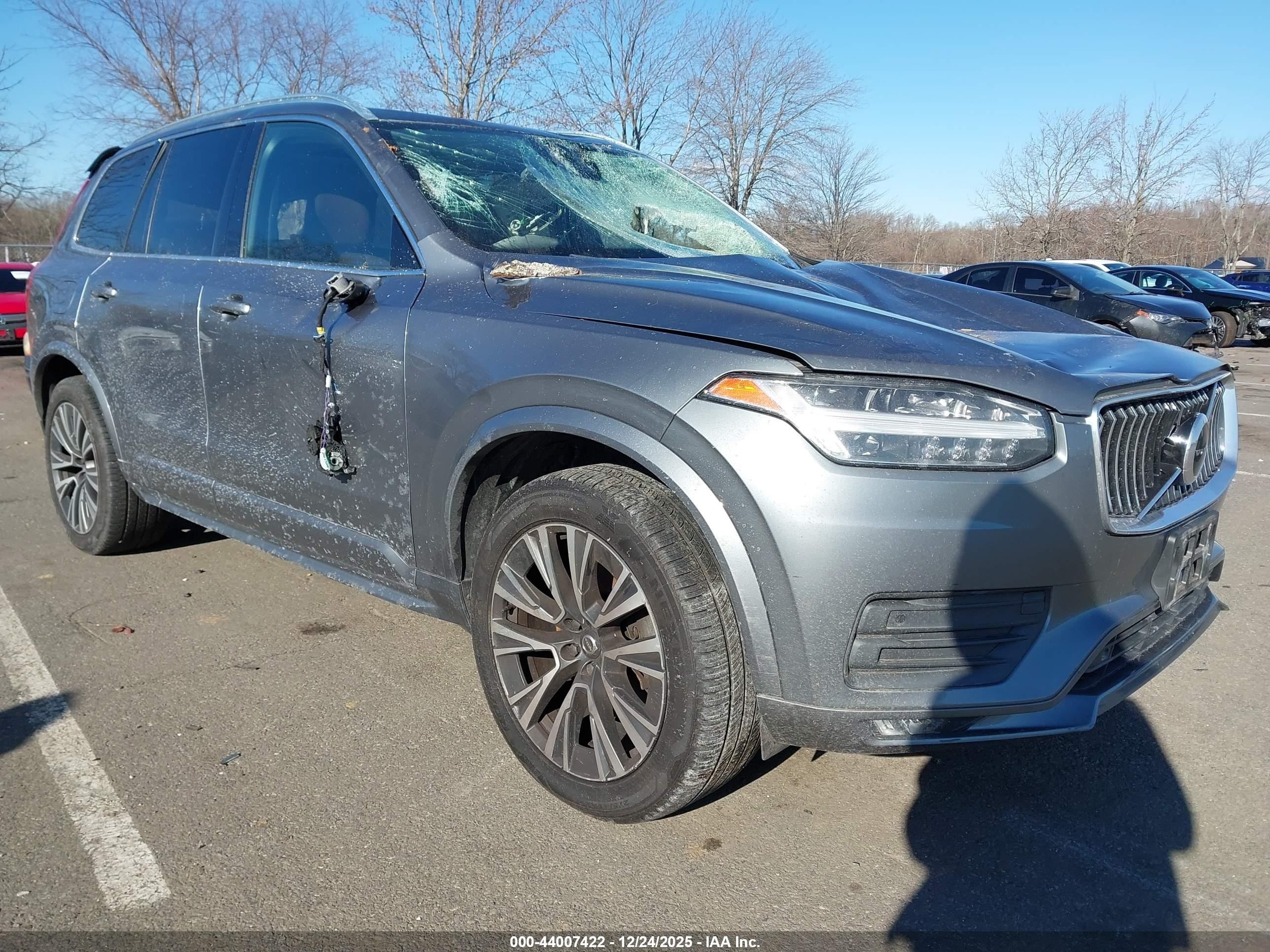 2020 Volvo XC90 Momentum, VIN YV4A22PK7L1607039 — Storm
