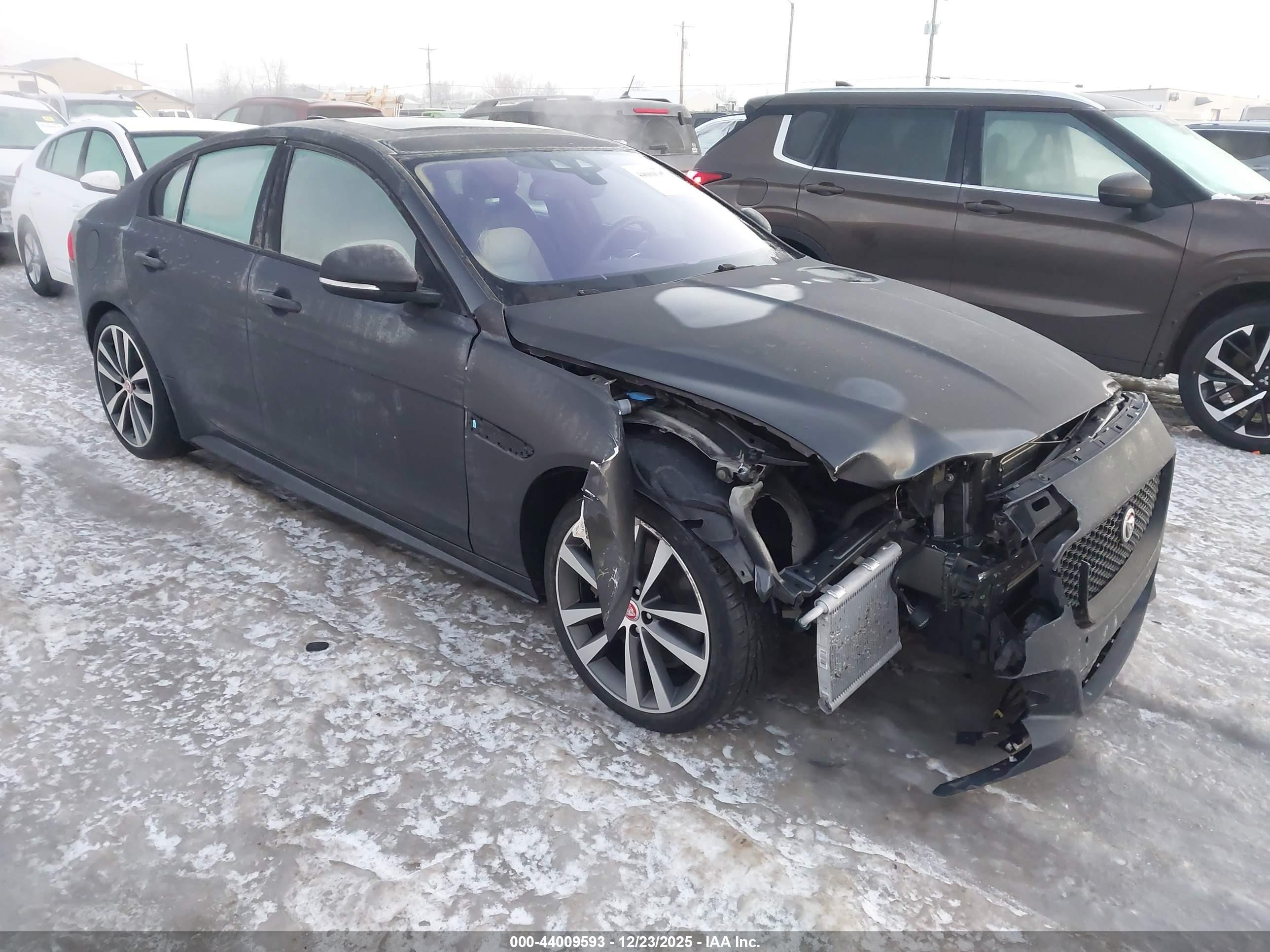 2018 Jaguar XE, VIN SAJAL4GX8JCP36529 — Front end