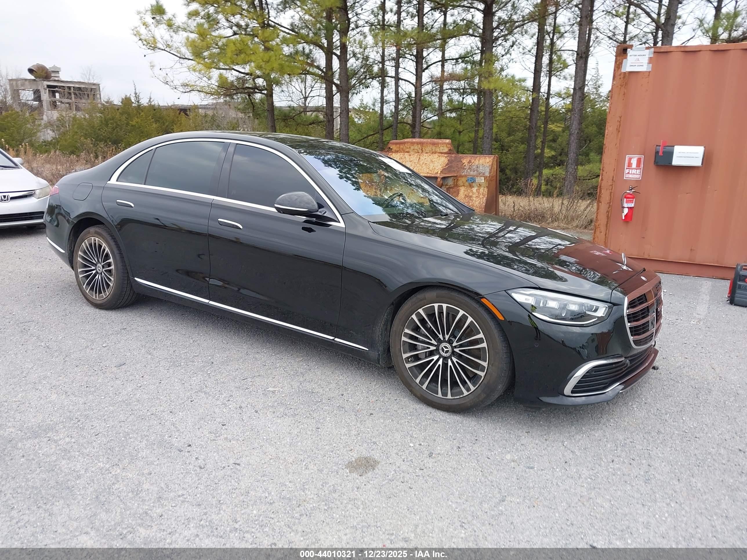2024 Mercedes-Benz S 580e, VIN W1K6G6KB4RA265010 — Front end