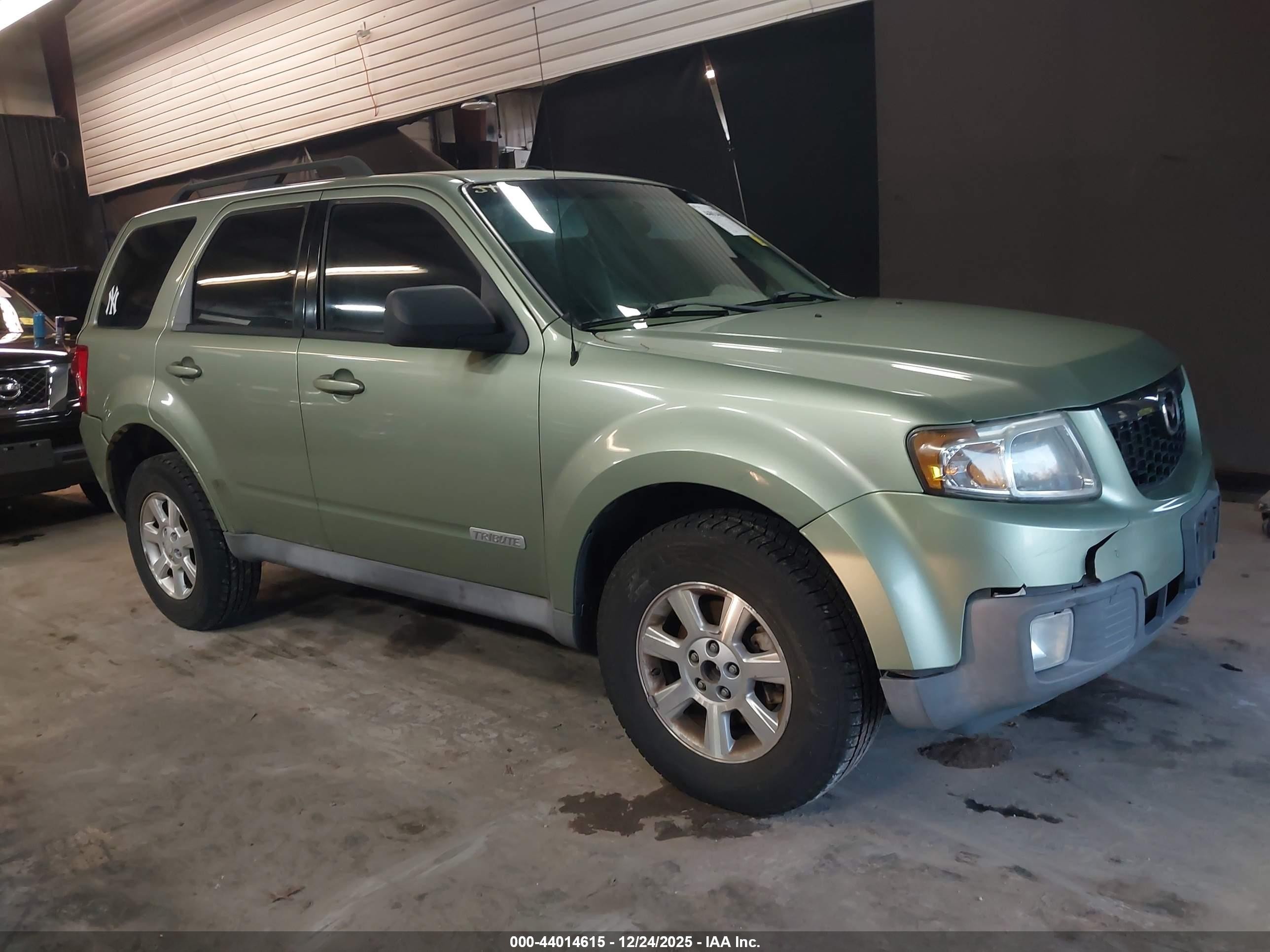 2008 Mazda Tribute Touring, VIN 4F2CZ96198KM06317 — Rear end