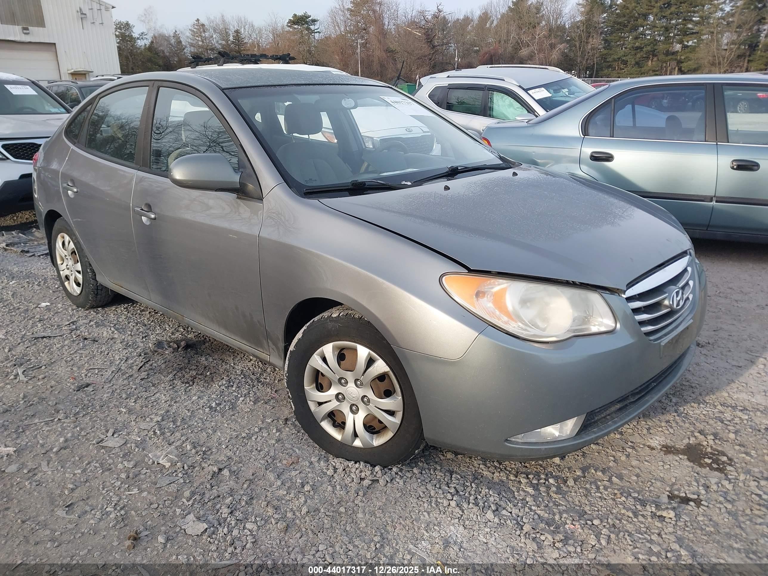 2010 Hyundai Elantra GLS, VIN KMHDU4AD9AU908595 — Normal wear