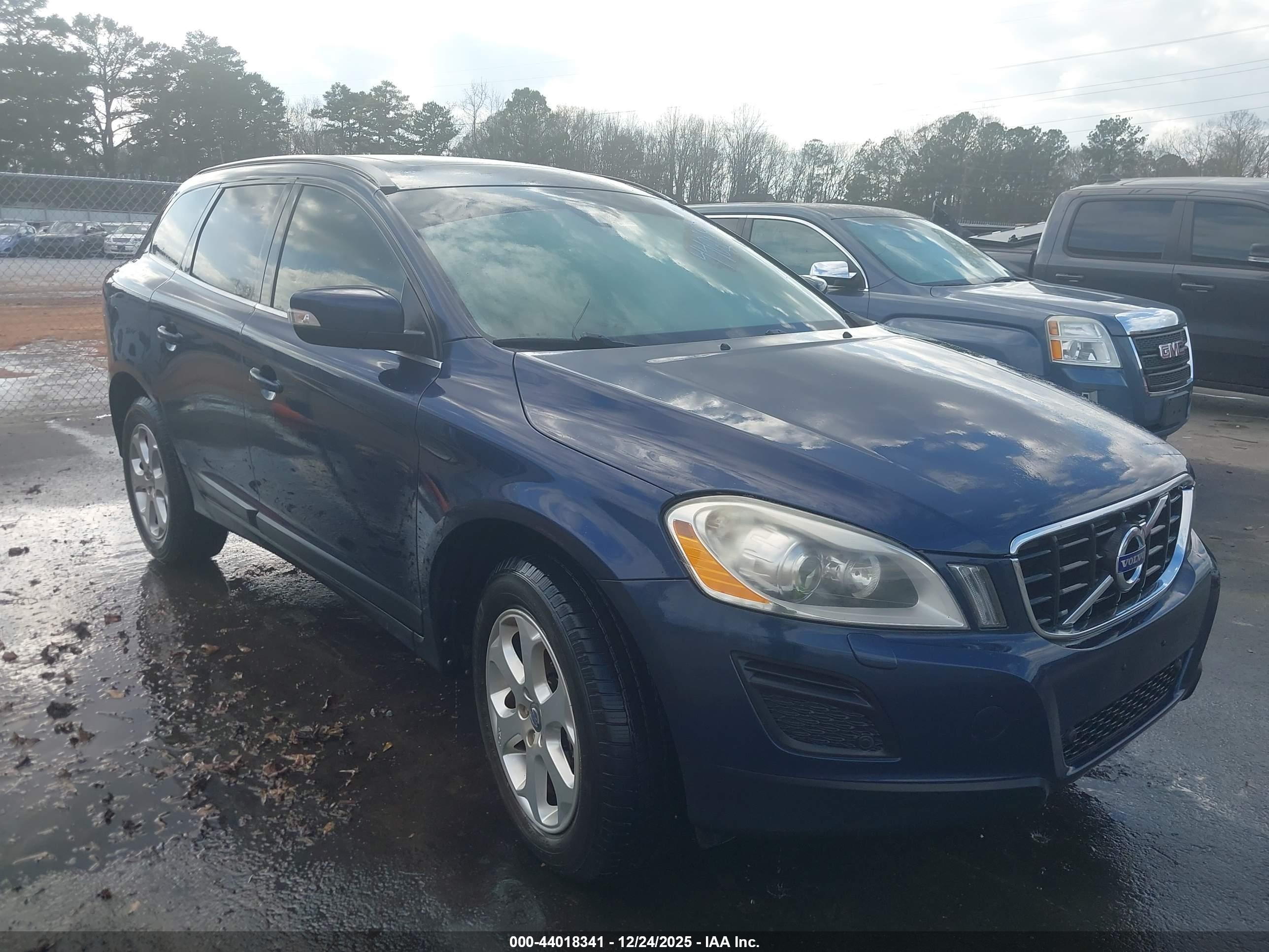 2013 Volvo XC60 3.2L, VIN YV4952DL7D2369552 — Repossession