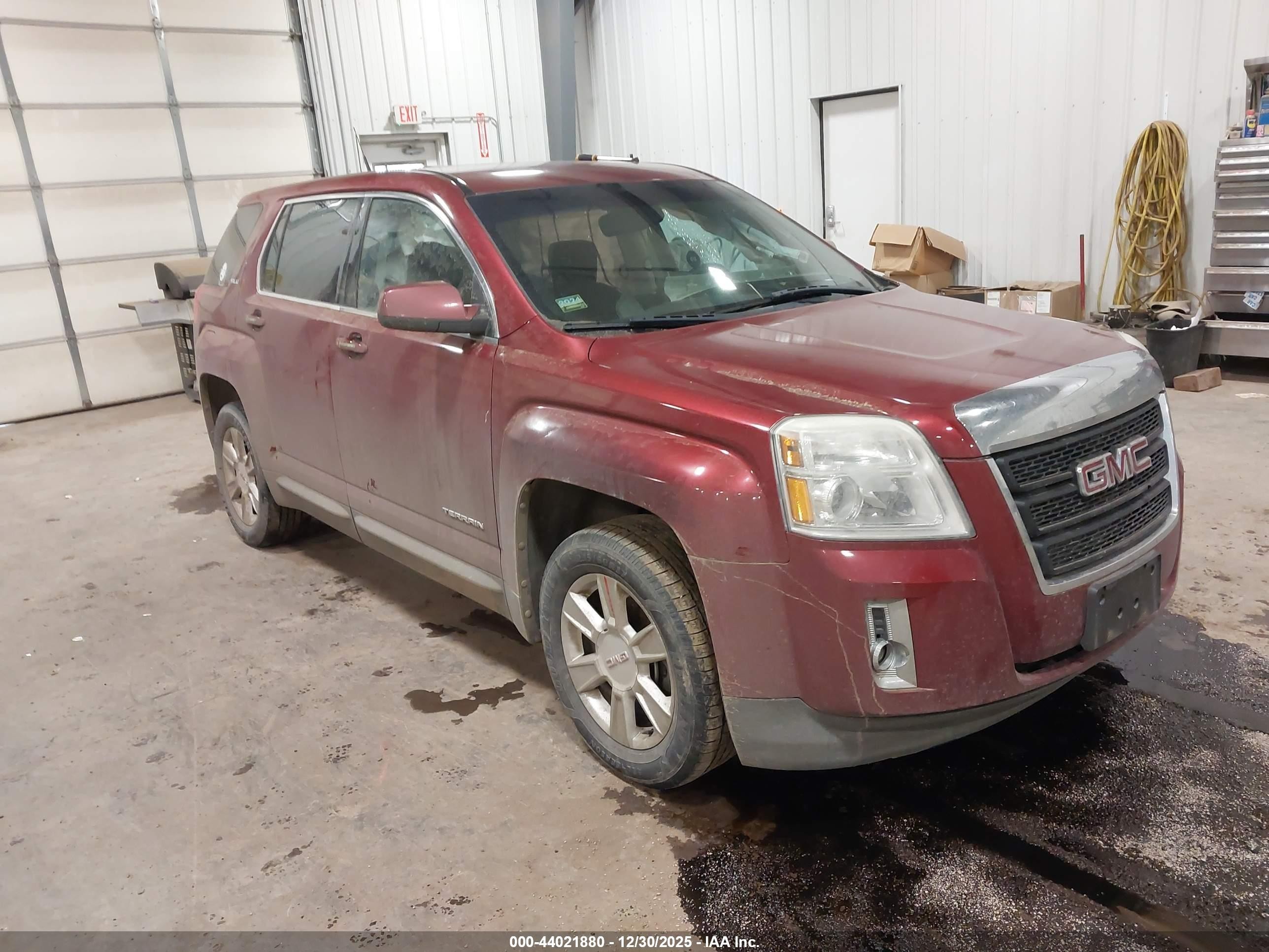 2011 GMC Terrain SLE-1, VIN 2CTFLREC0B6415245 — Side
