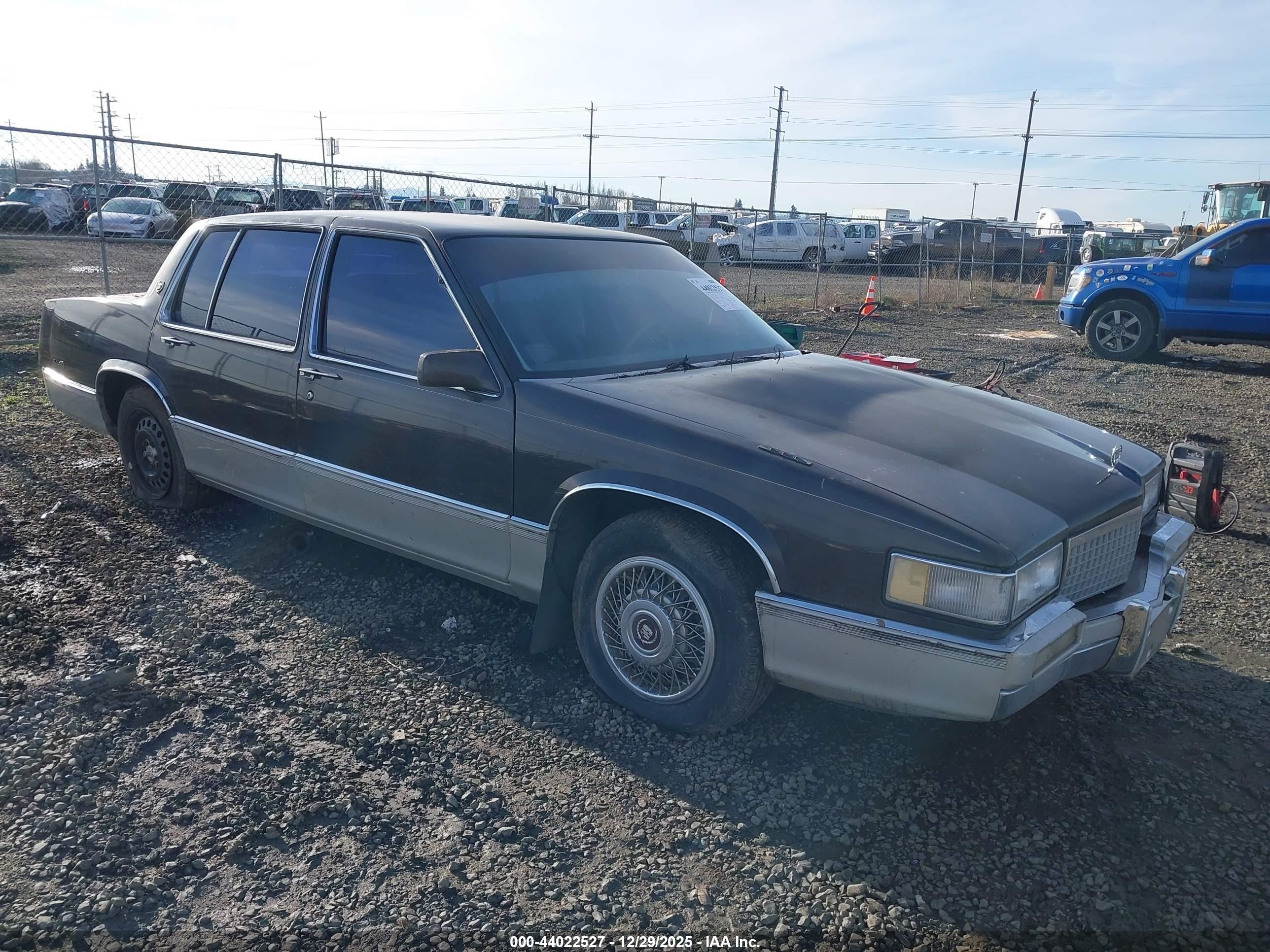 1989 Cadillac DeVille, VIN 1G6CD5157K4324974 — Обычный износ
