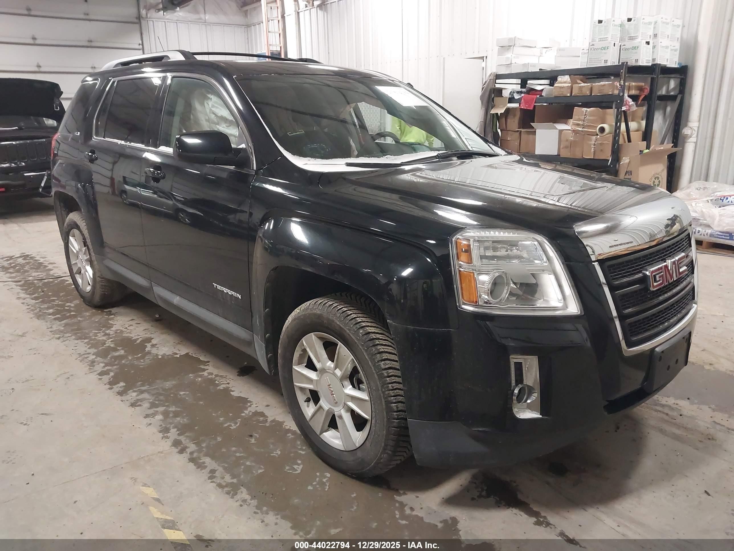 2011 GMC Terrain SLE-2, VIN 2CTALSEC8B6472584 — Side