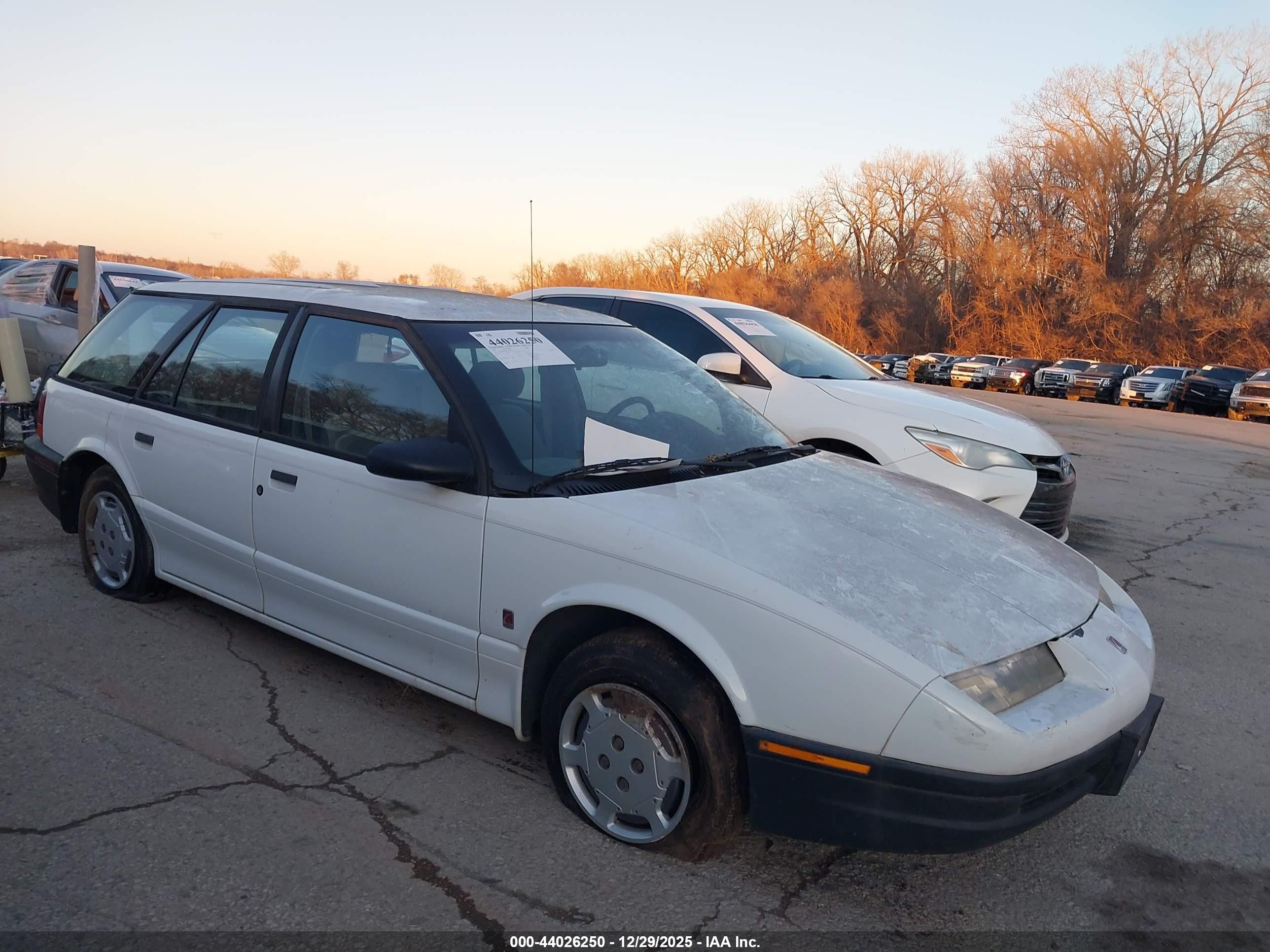 1995 Saturn SW, VIN 1G8ZH828XSZ181991 — Перед