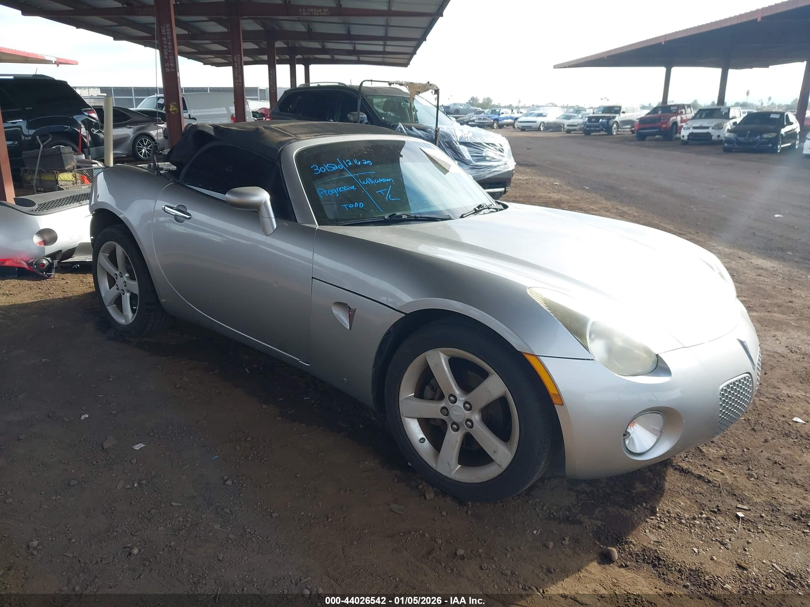 2008 Pontiac Solstice, VIN 1G2MB35B58Y107585 — Rear end