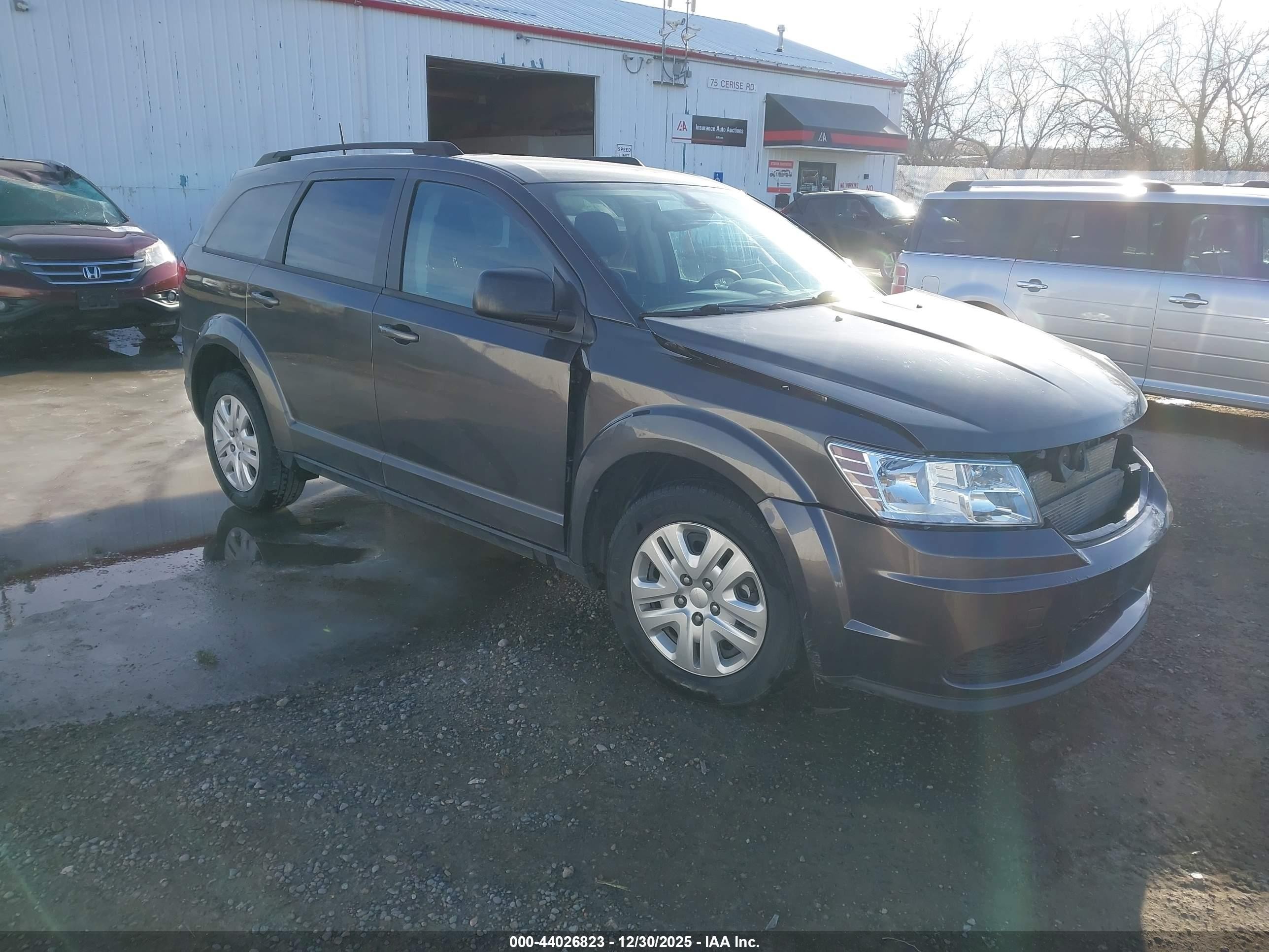 2020 Dodge Journey SE Value, VIN 3C4PDCAB6LT220593 — Front end