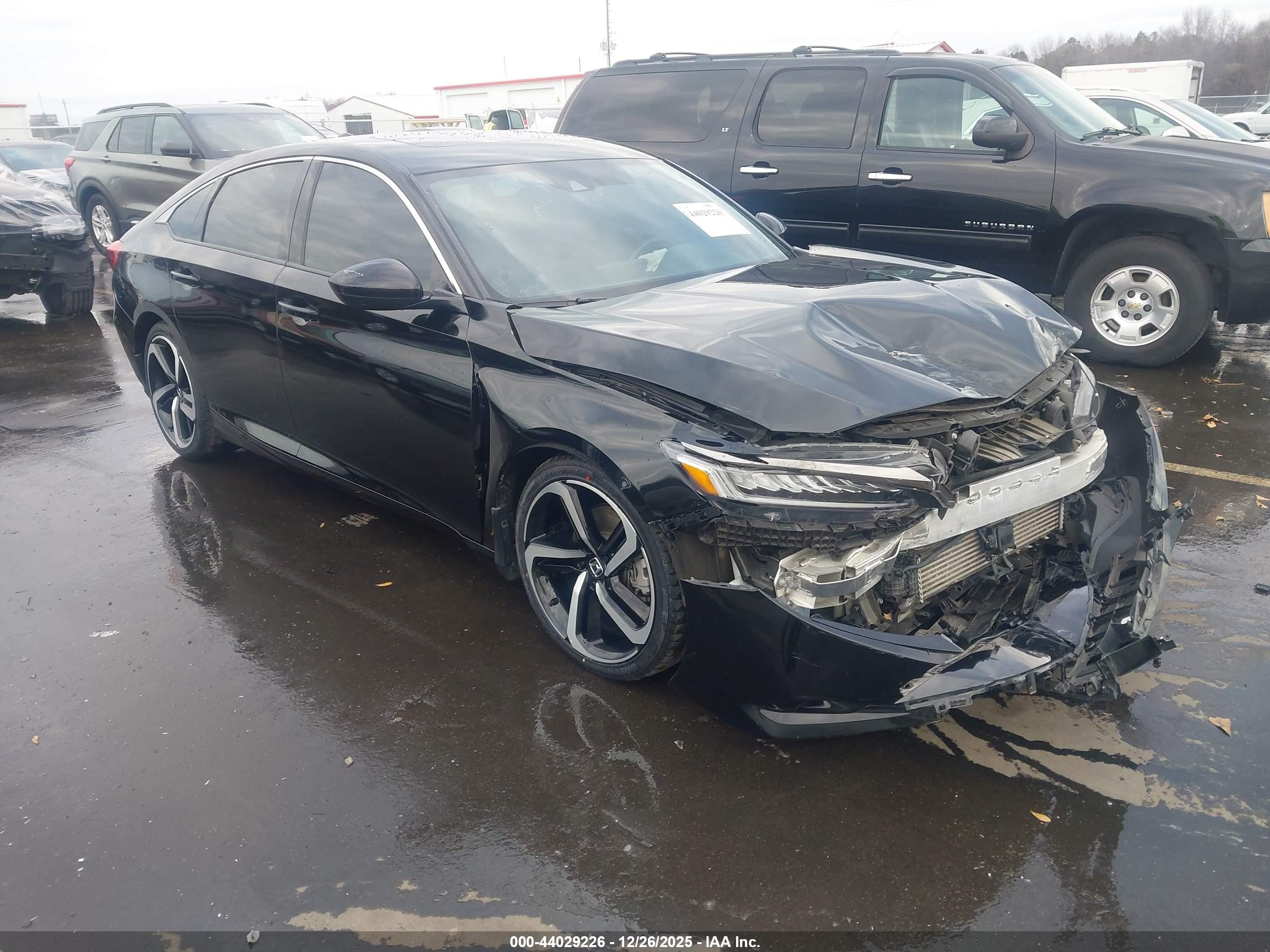 2022 Honda Accord Sport, VIN 1HGCV2F37NA004447 — Front end