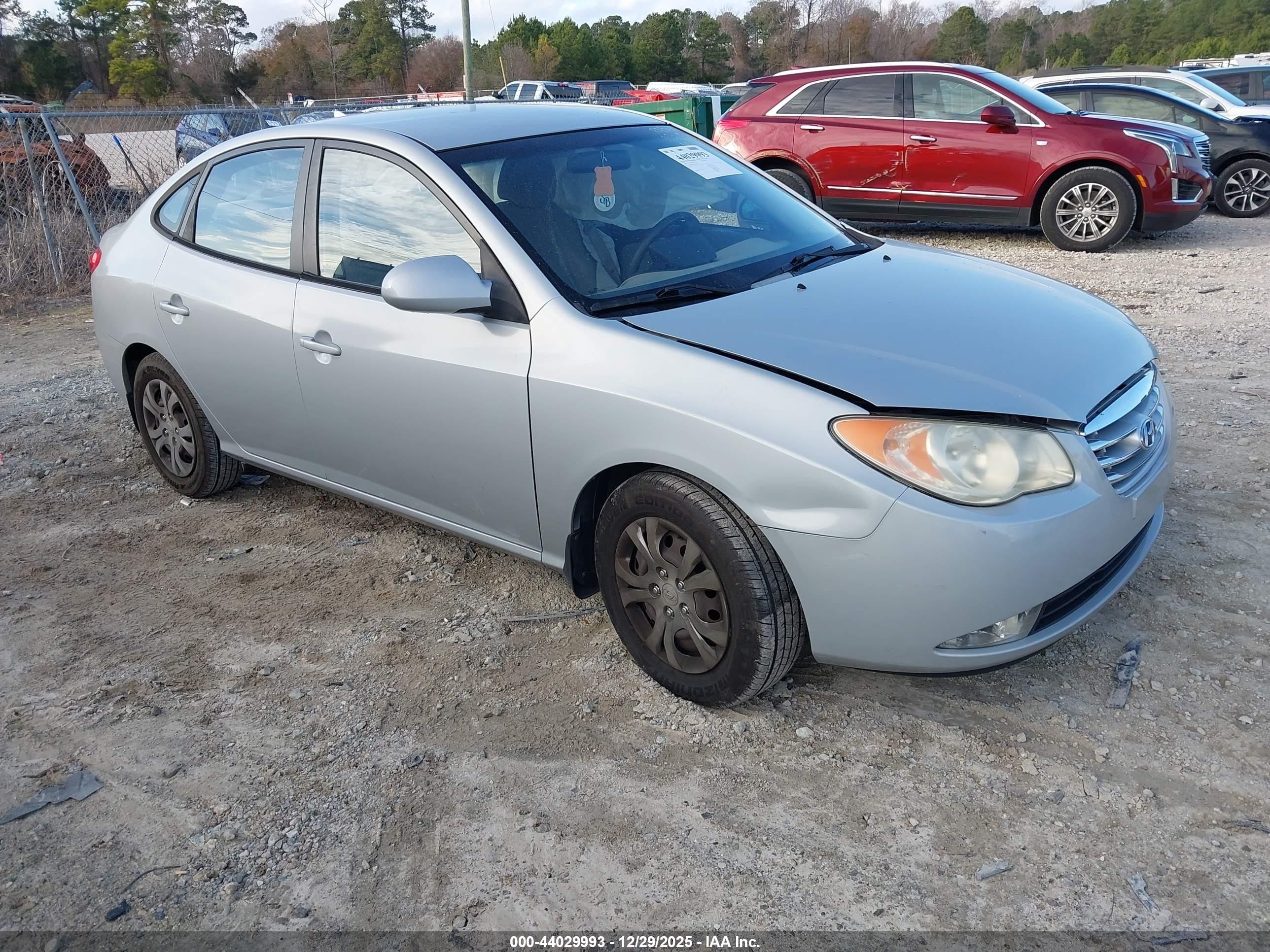 2010 Hyundai Elantra GLS, VIN KMHDU4AD0AU016302 — Side