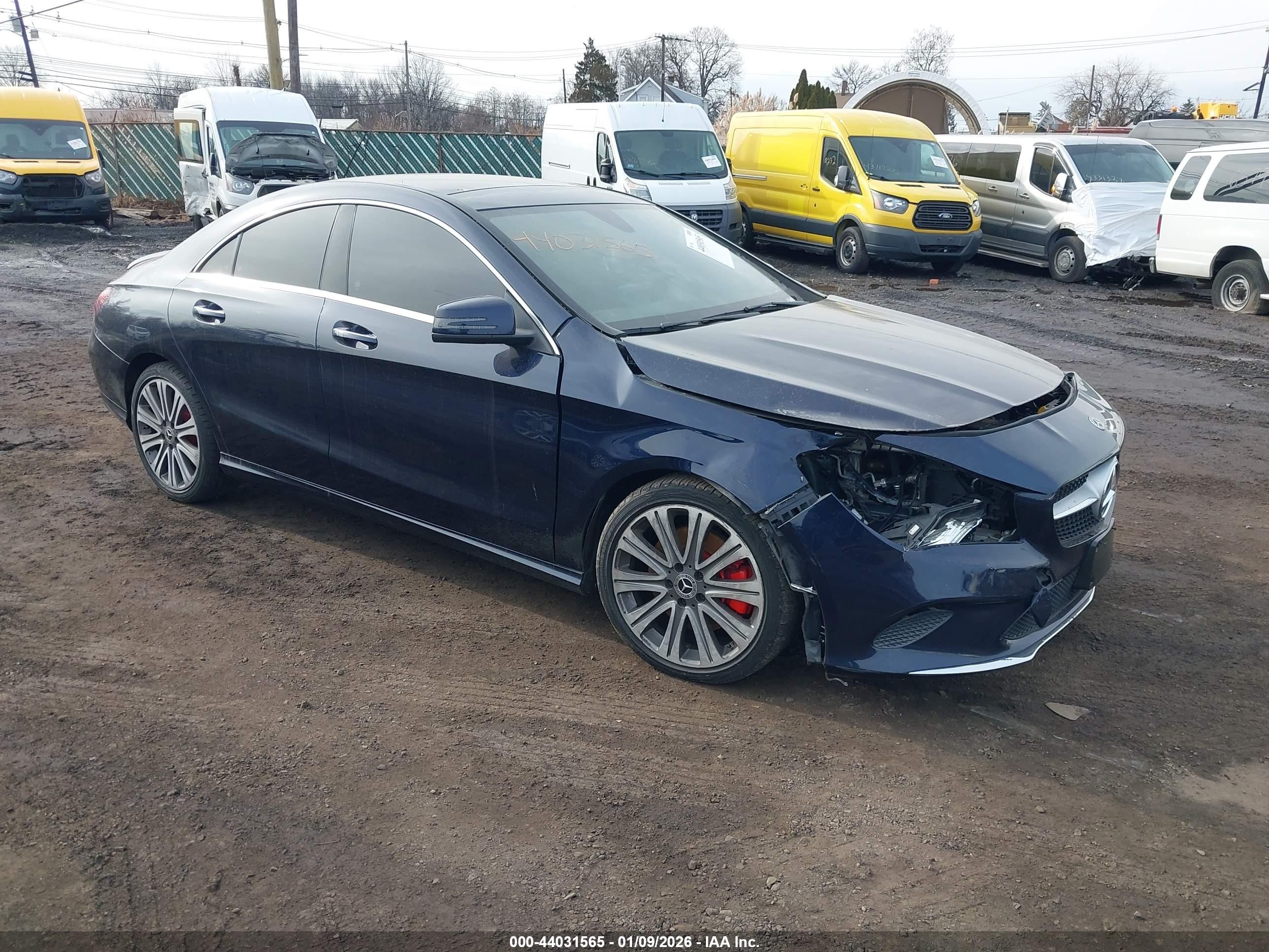 2018 Mercedes-Benz CLA 250, VIN WDDSJ4GB3JN538819 — Front end