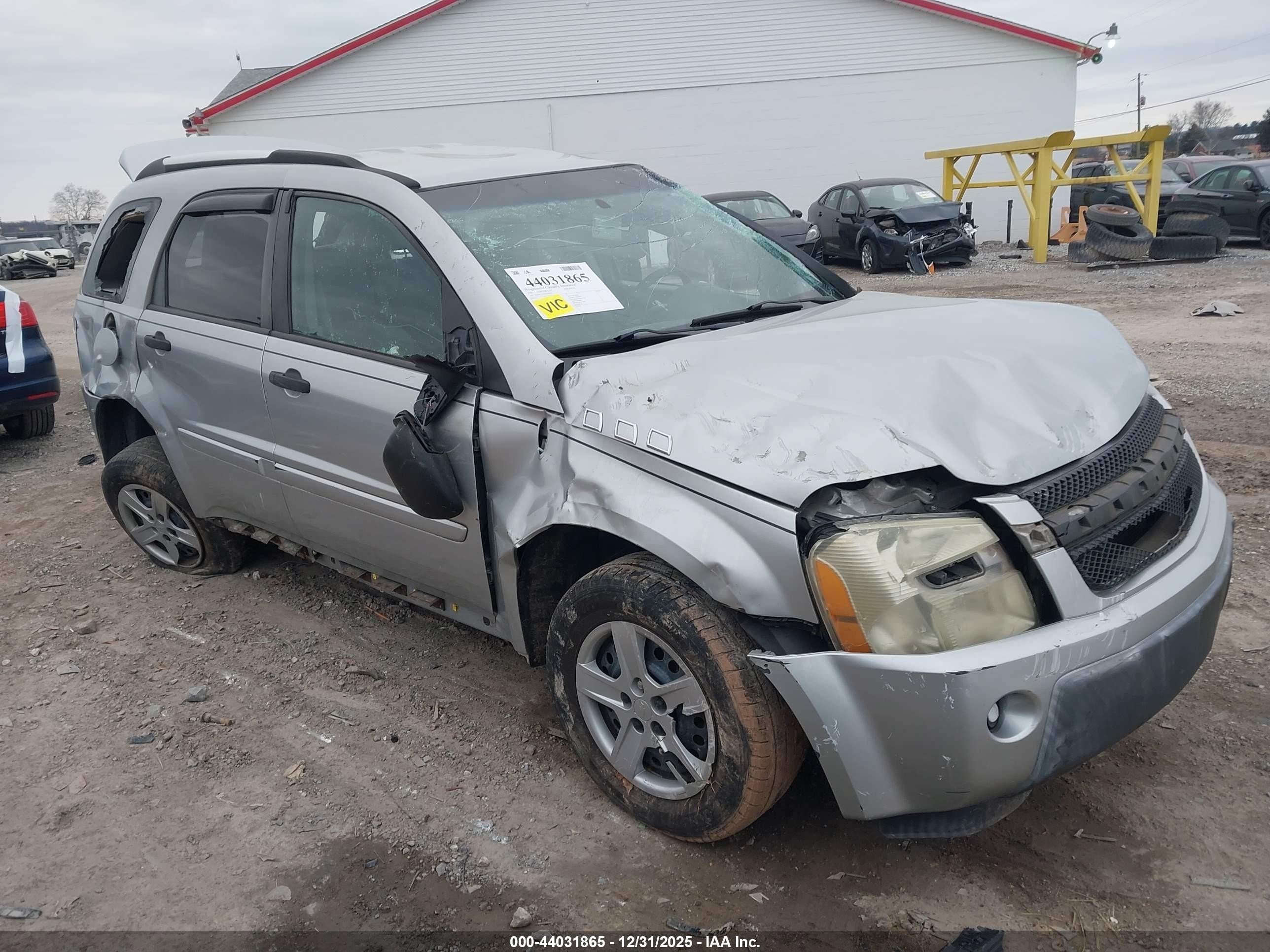 2005 Chevrolet Equinox LS, VIN 2CNDL23F556203934 — Front end
