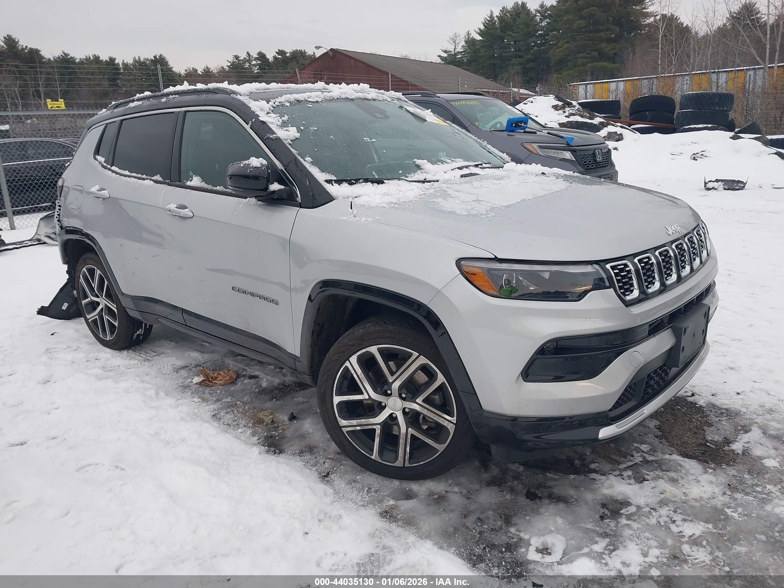 2024 Jeep Compass Limited, VIN 3C4NJDCN1RT122738 — Rear end