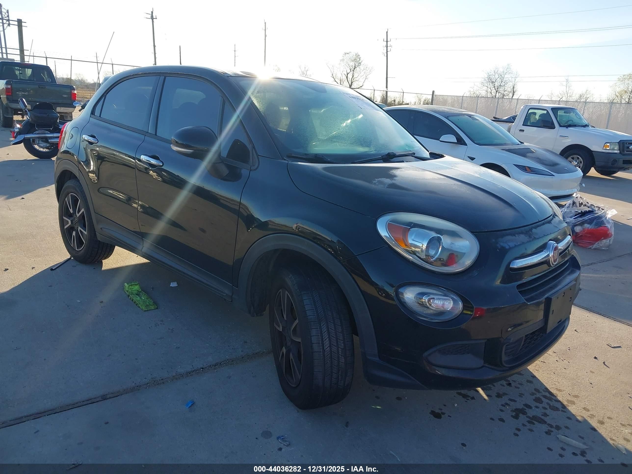 2016 FIAT 500X Easy, VIN ZFBCFYBT5GP376179 — Repossession
