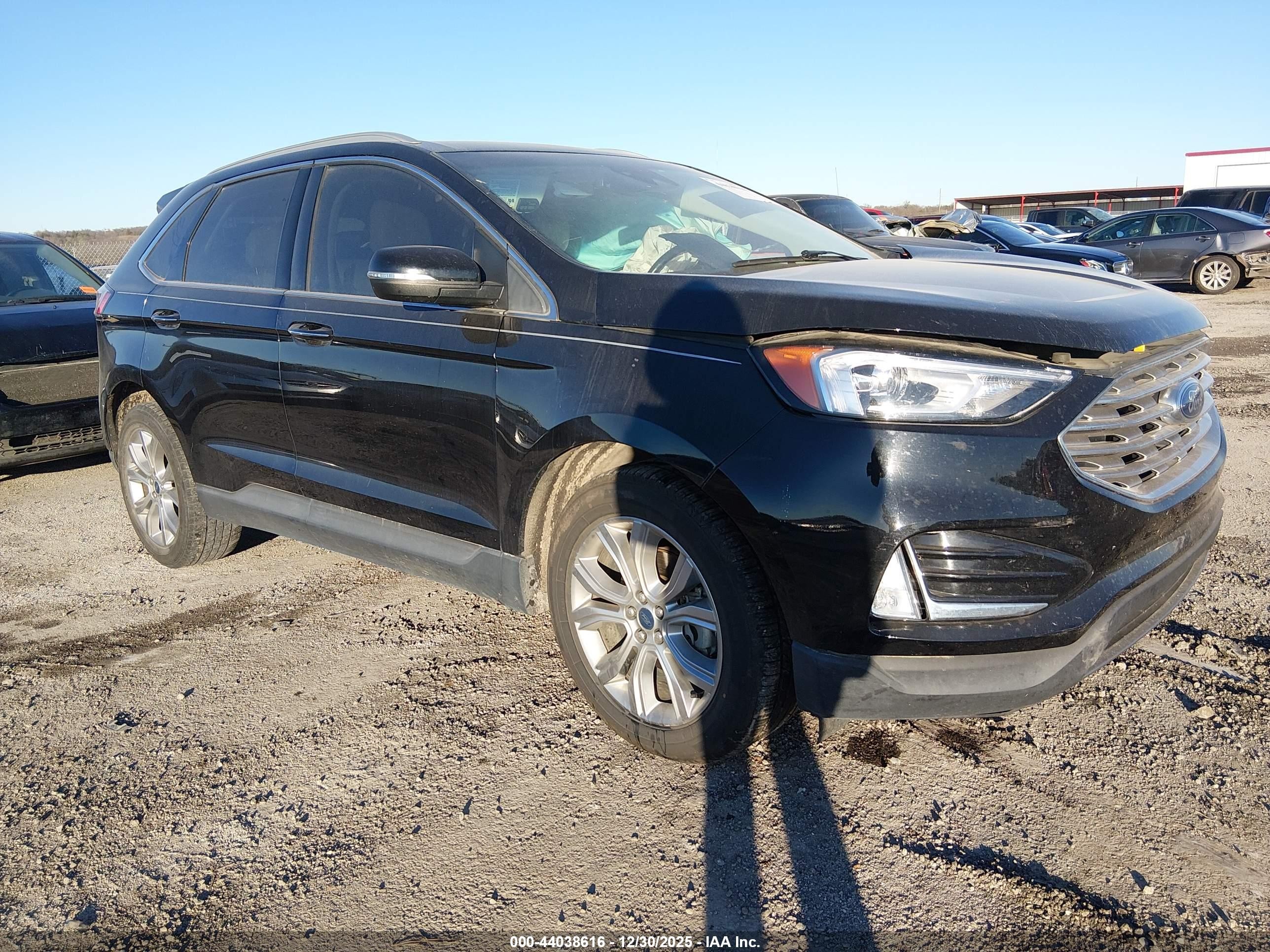 2019 Ford Edge Titanium, VIN 2FMPK3K90KBB53545 — Side