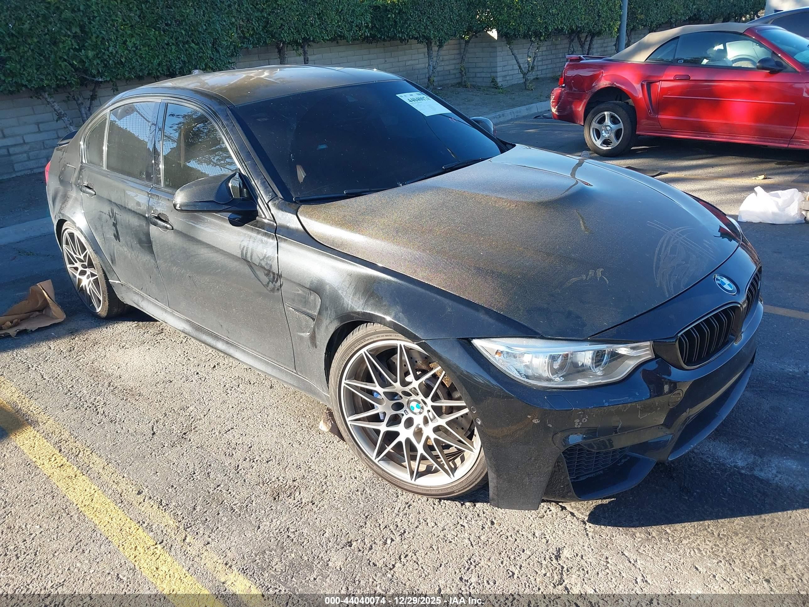 2017 BMW M3, VIN WBS8M9C35H5G85219 — Днище