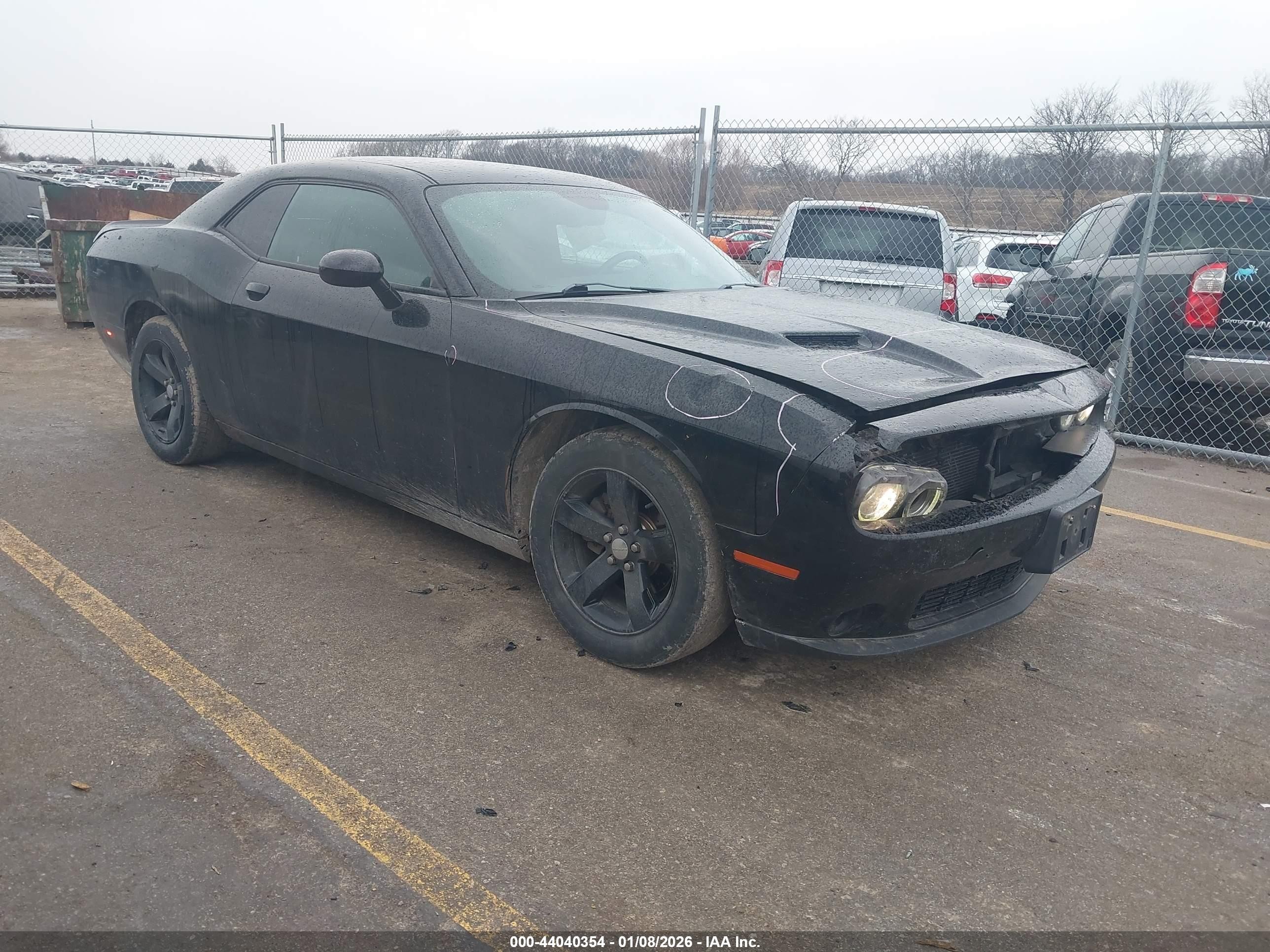 2017 Dodge Challenger SXT Plus, VIN 2C3CDZAG5HH561226 — Front end