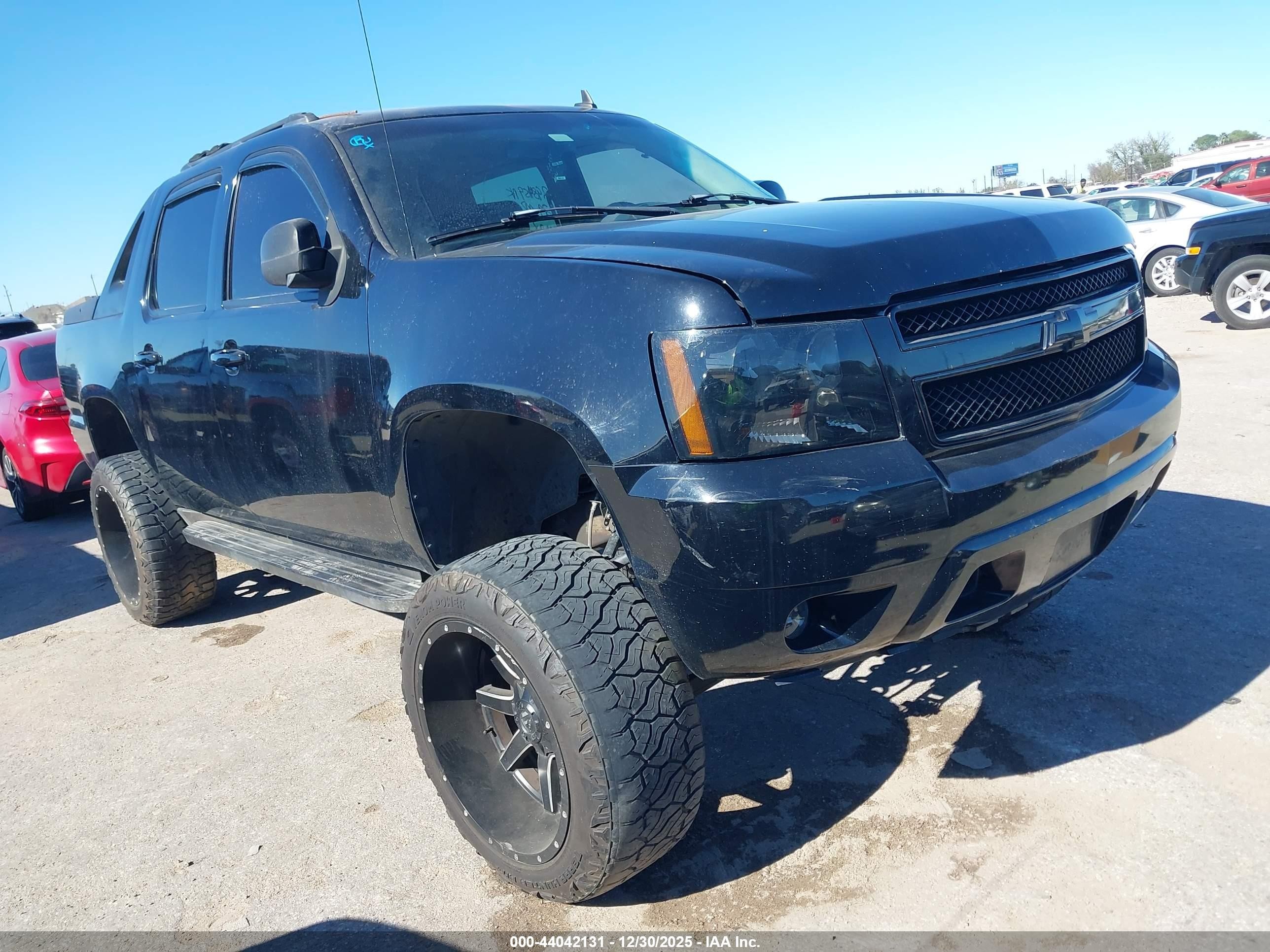 2007 Chevrolet Avalanche LS, VIN 3GNEC12057G298459 — Rear end