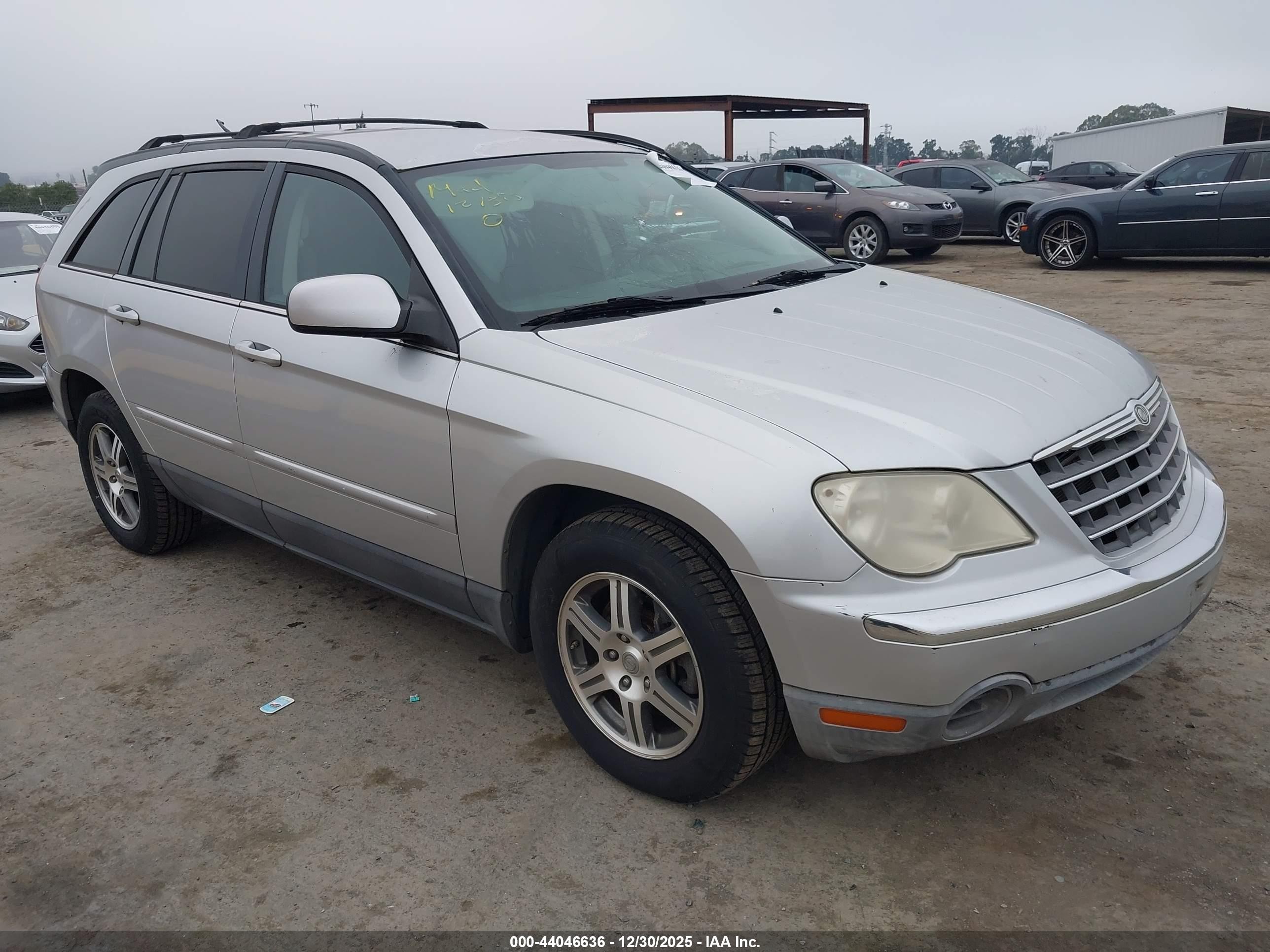 2007 Chrysler Pacifica Touring, VIN 2A8GM68X67R237351 — Normal wear