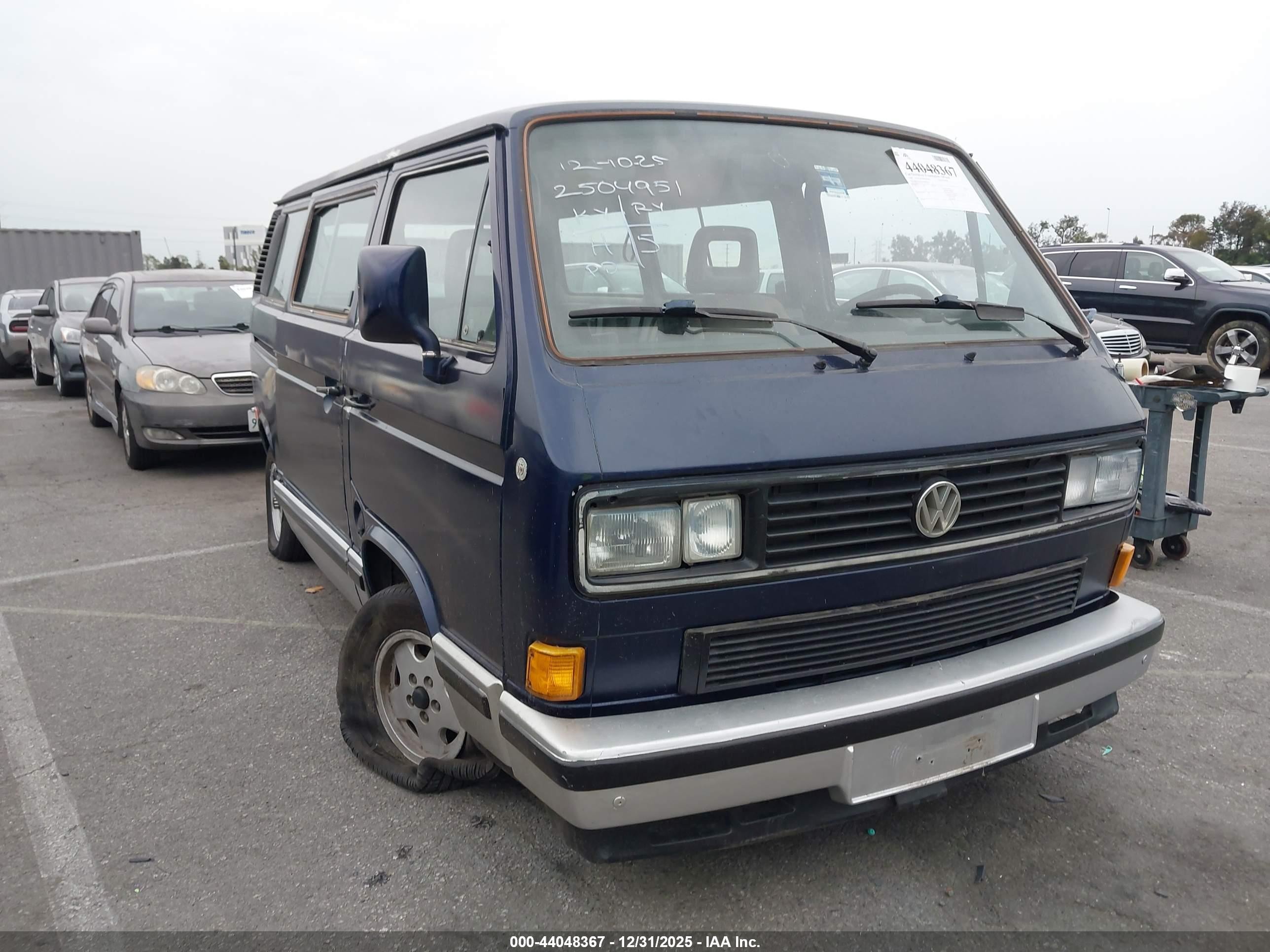 1988 Volkswagen Vanagon, VIN WV2YB0256JH069205 — Side