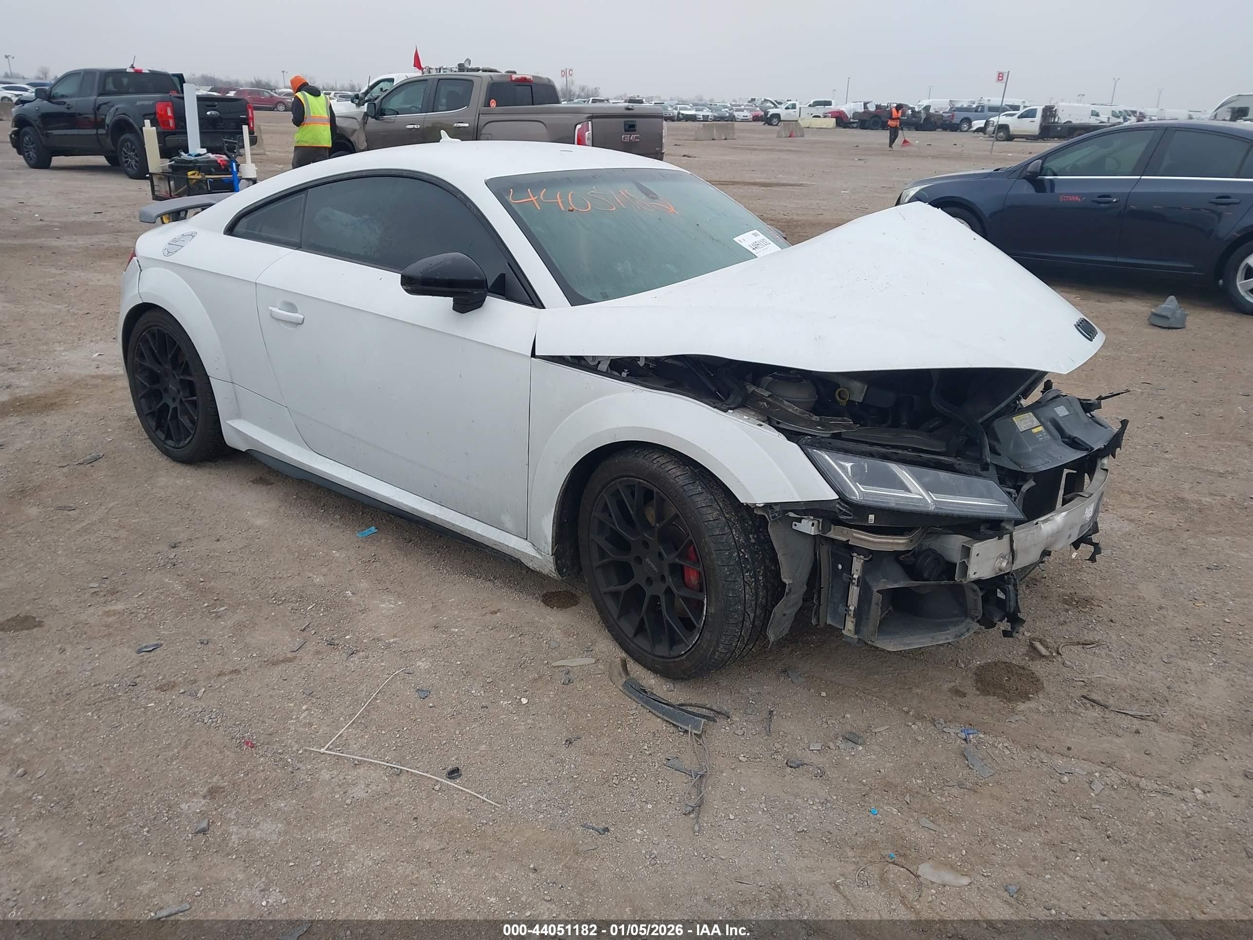 2020 Audi TTS, VIN TRUA1AFV6L1001457 — Front end