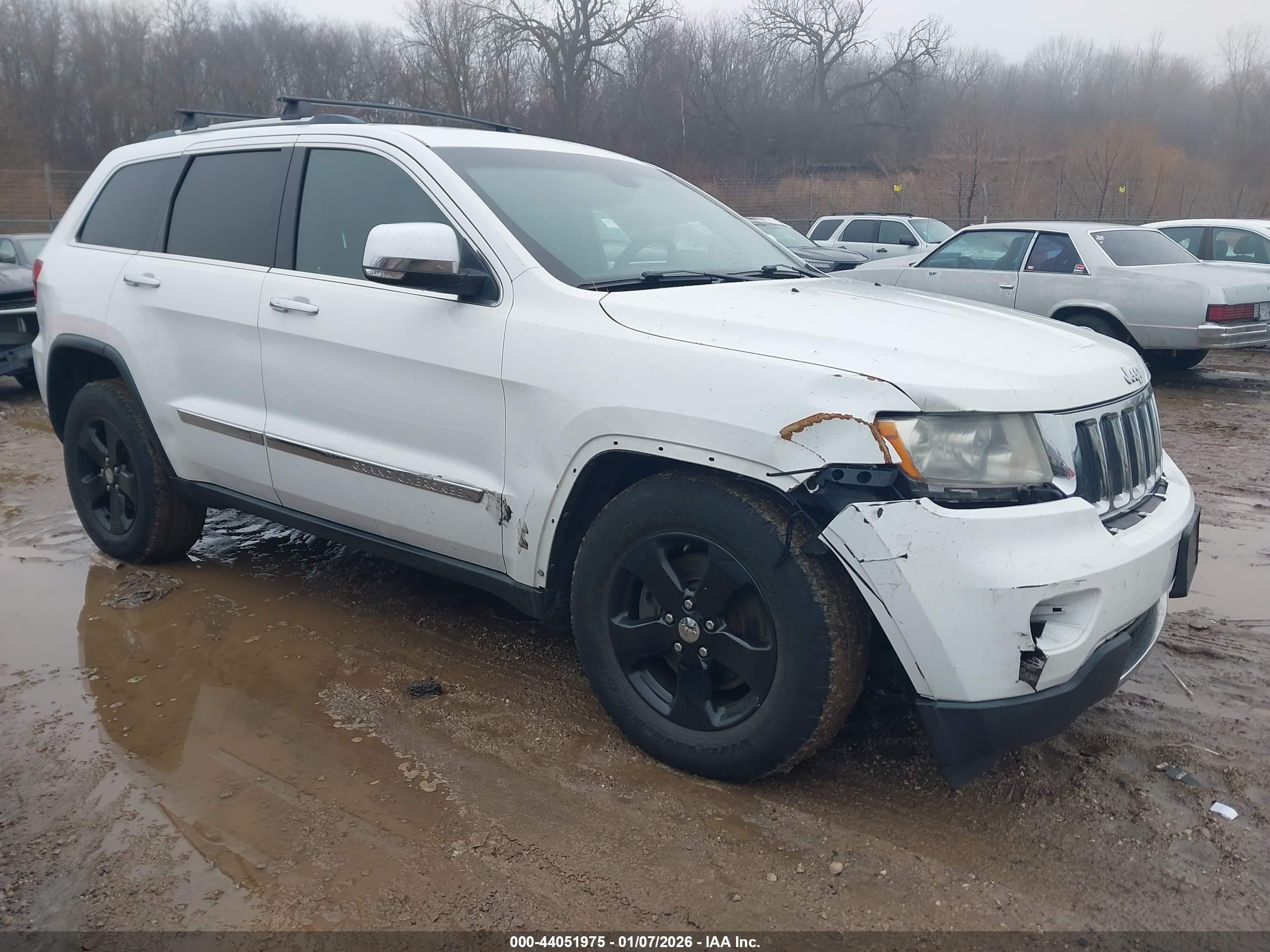 2013 Jeep Grand Cherokee Limited, VIN 1C4RJFBT7DC575649 — Front end