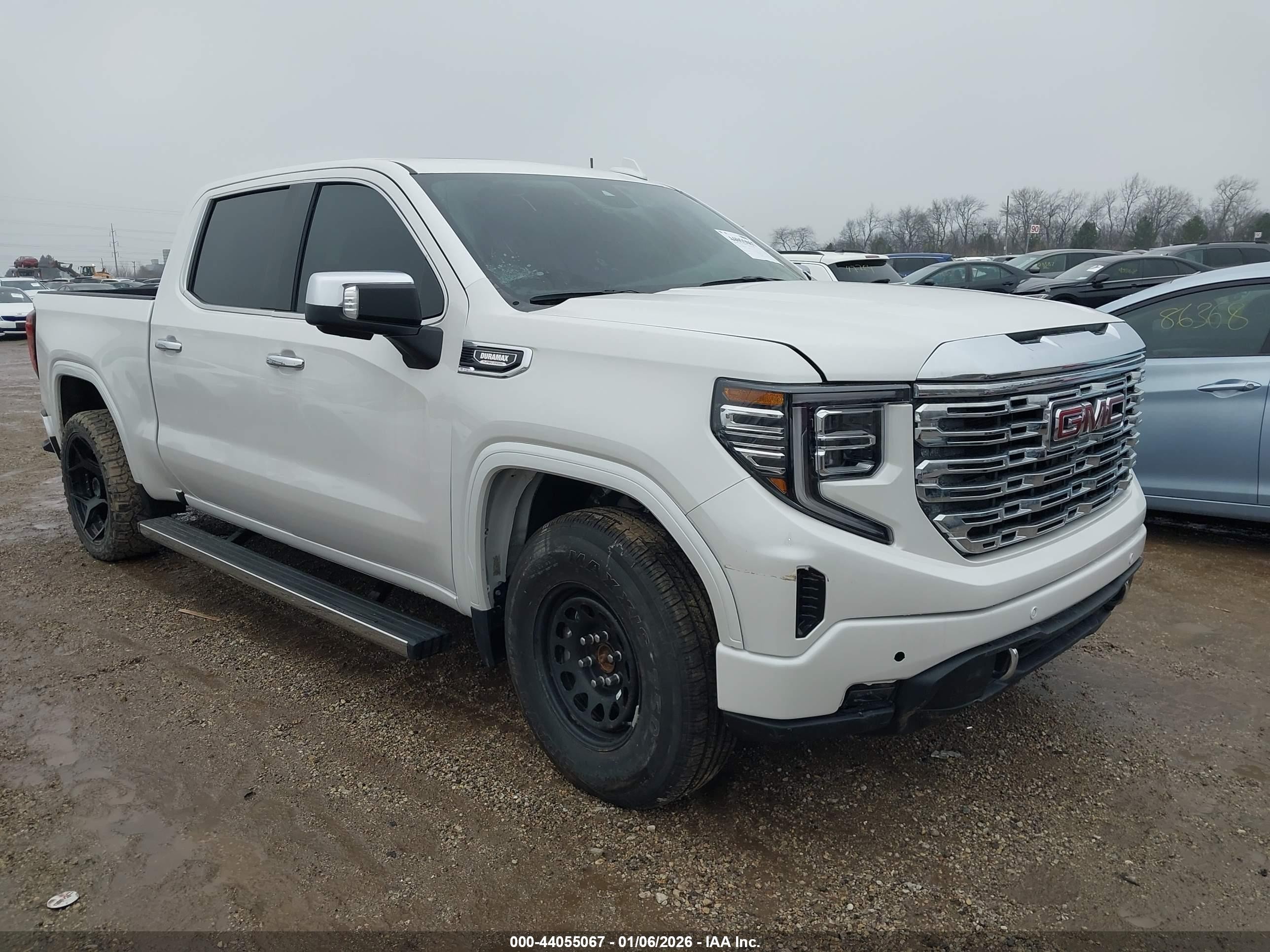 2023 GMC Sierra 1500 Denali, VIN 1GTUUGE8XPZ305881 — Engine fire