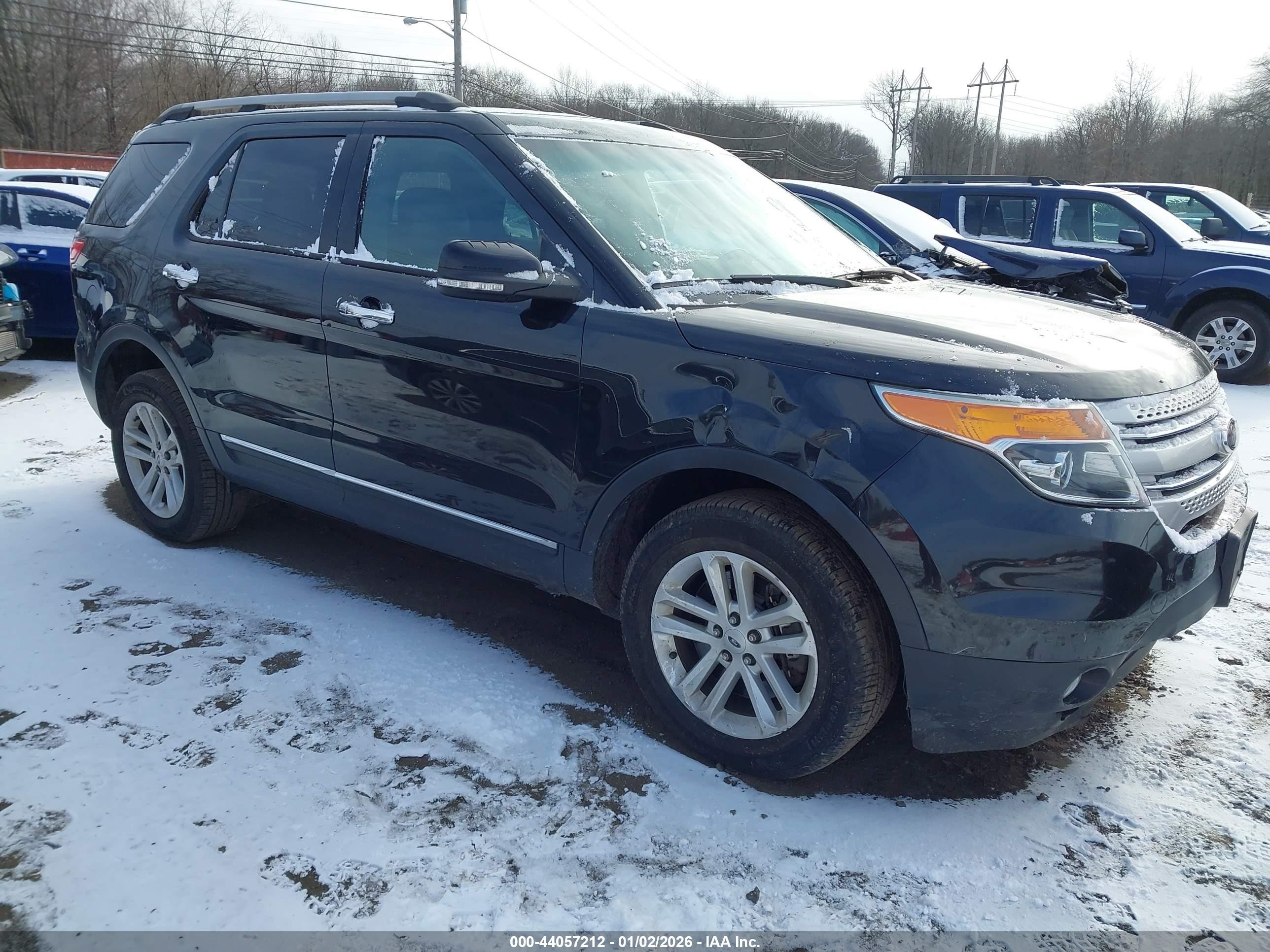 2015 Ford Explorer XLT, VIN 1FM5K8D80FGA60550 — Front end