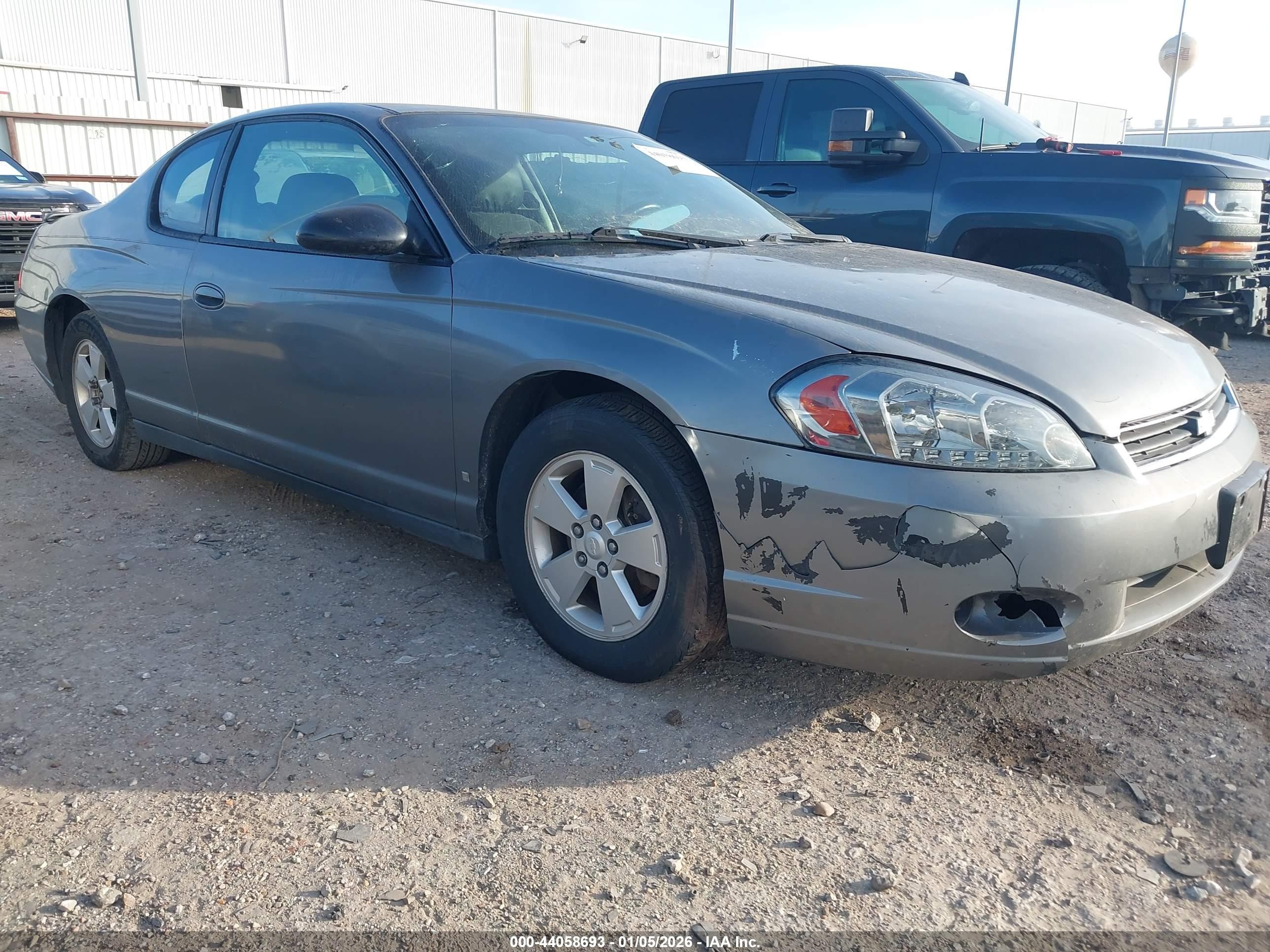 2006 Chevrolet Monte Carlo LT 3.5L, VIN 2G1WM15K769191065 — Front end