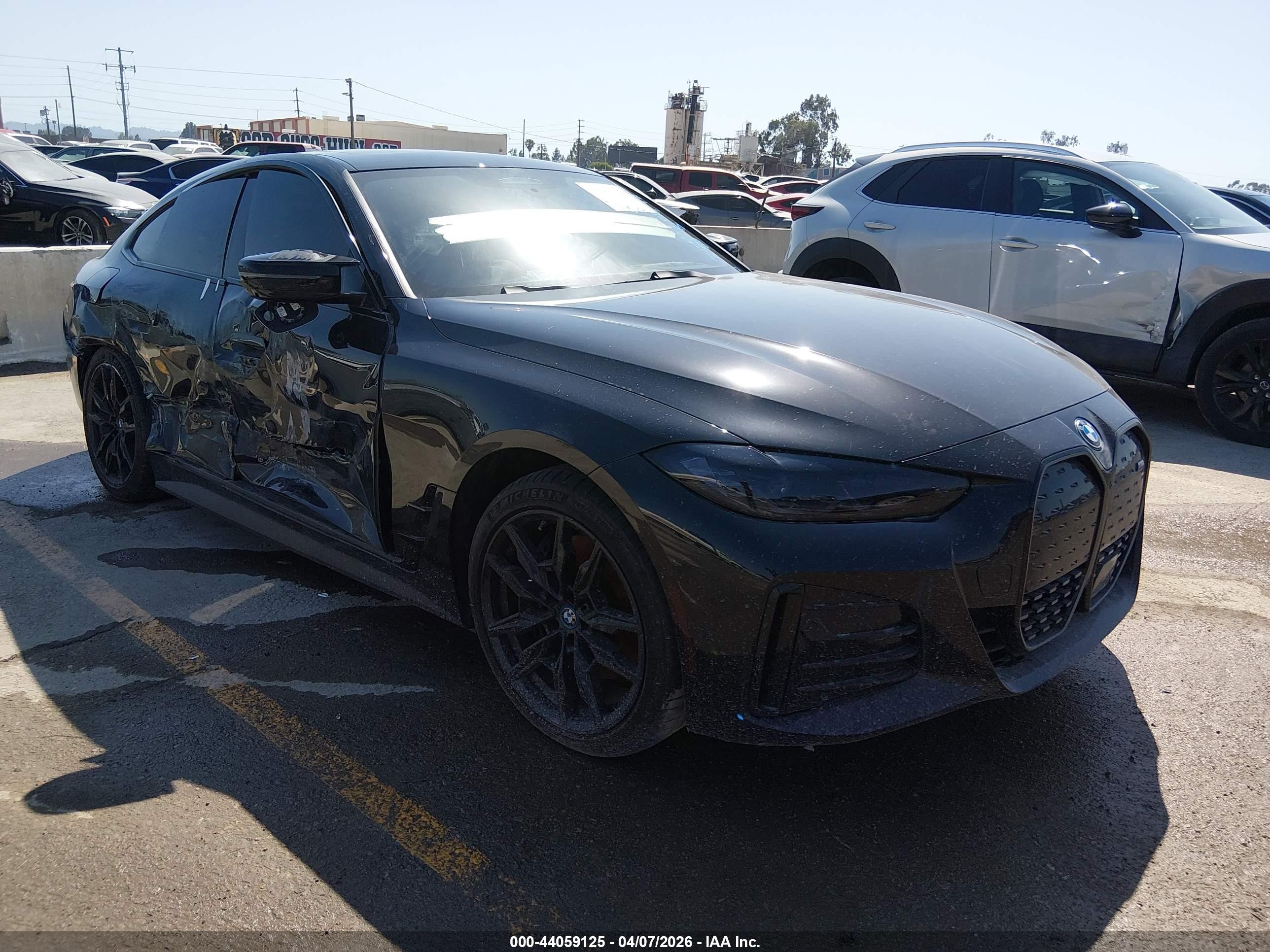 2022 BMW i4 M50, VIN WBY33AW00NFN13317 — Side