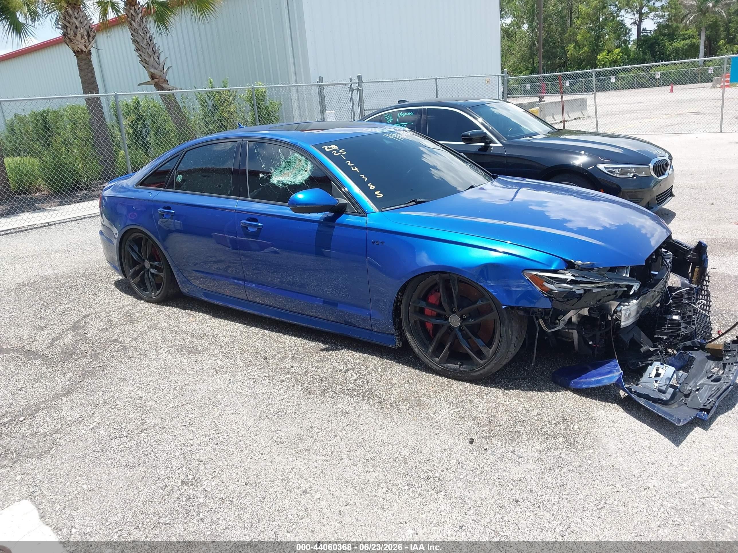 2018 Audi S6 Prestige, VIN WAUHFAFC4JN086584 — Front end