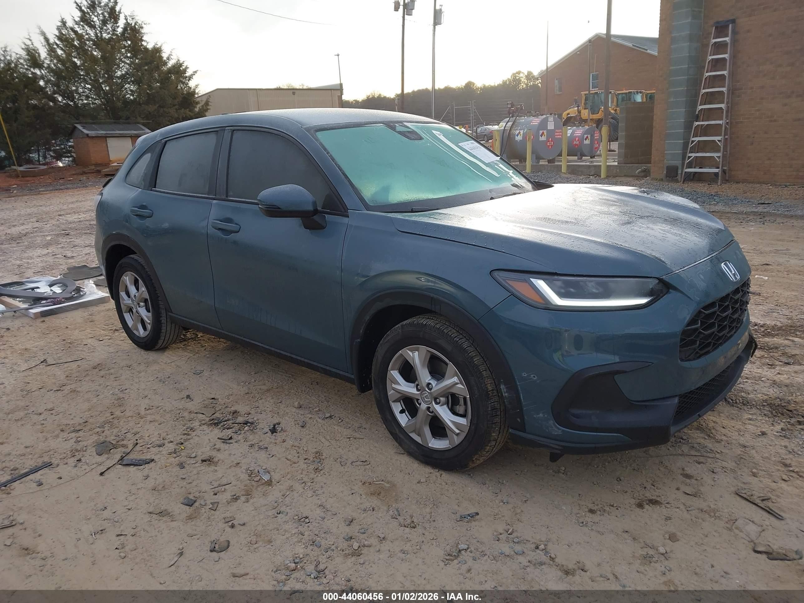 2025 Honda HR-V LX, VIN 3CZRZ2H34SM721116 — По всему кузову
