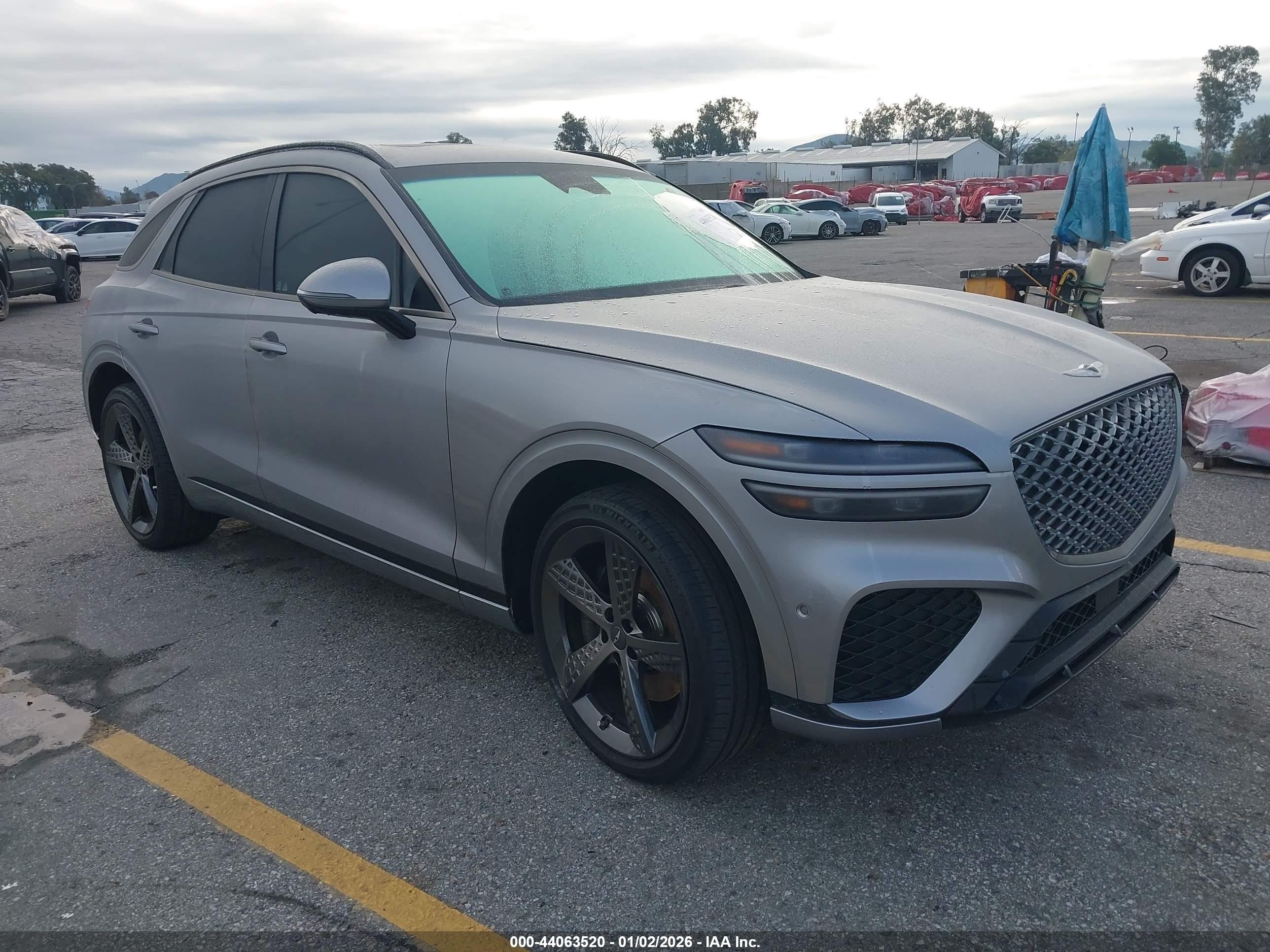 2024 Genesis GV70 2.5T, VIN 5NMMADTB5RH001306 — Side