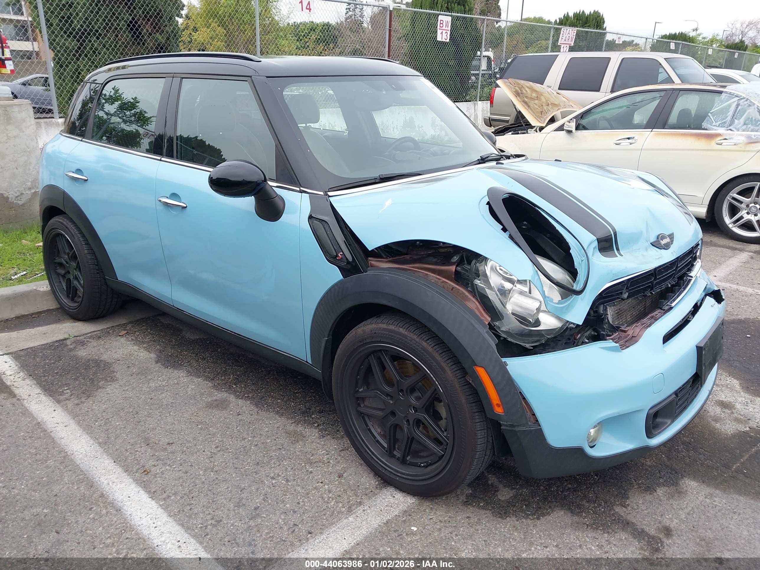 2015 MINI Countryman S, VIN WMWZC3C52FWT02075 — Front end