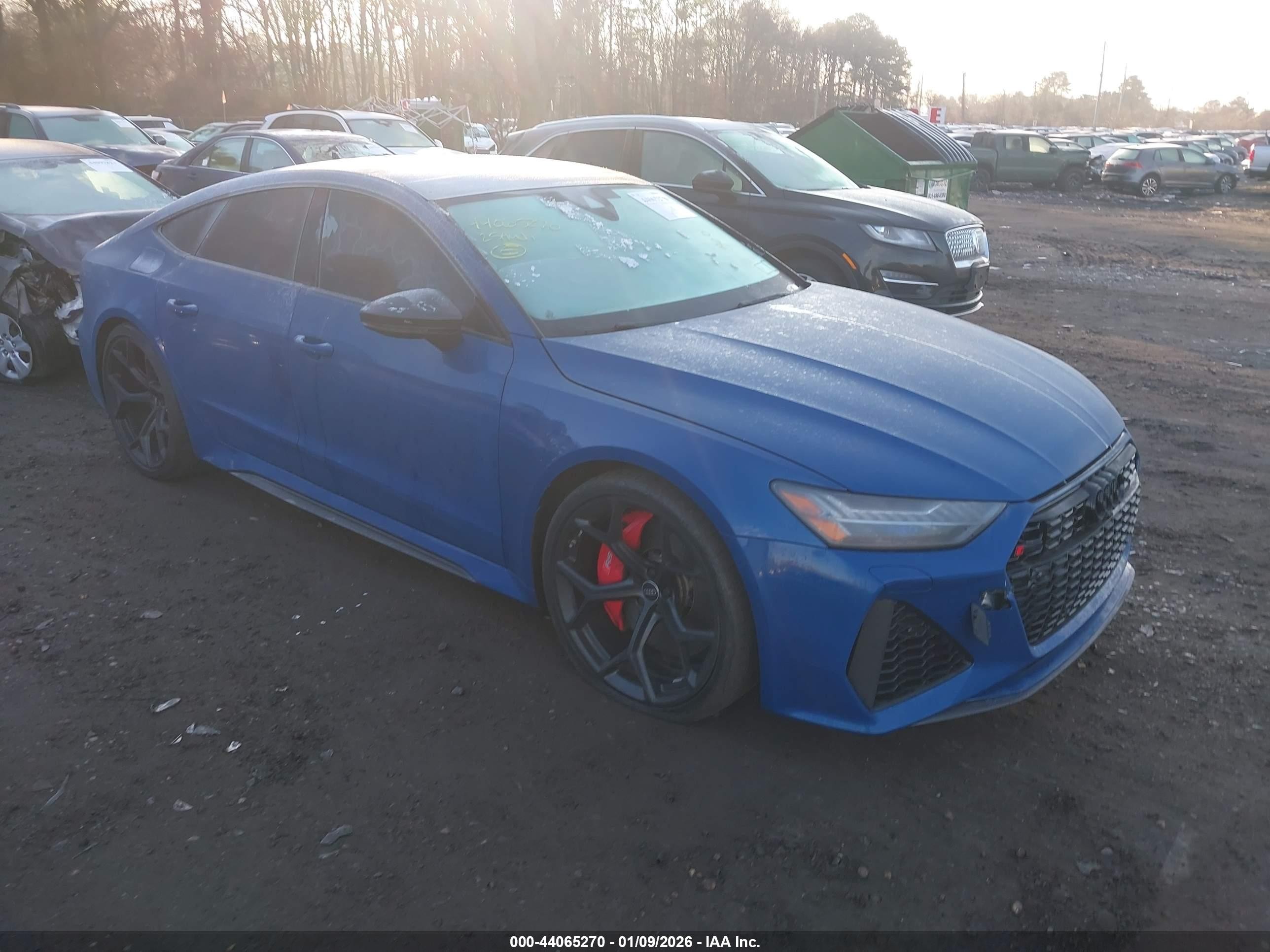 2025 Audi RS 7 performance, VIN WUAPDBF28SN904825 — Зад