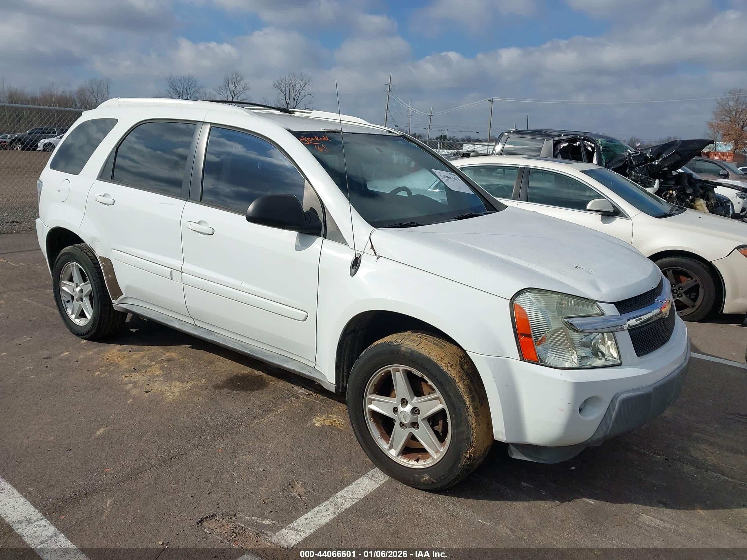 2005 Chevrolet Equinox LT, VIN 2CNDL63FX56041970 — Front end