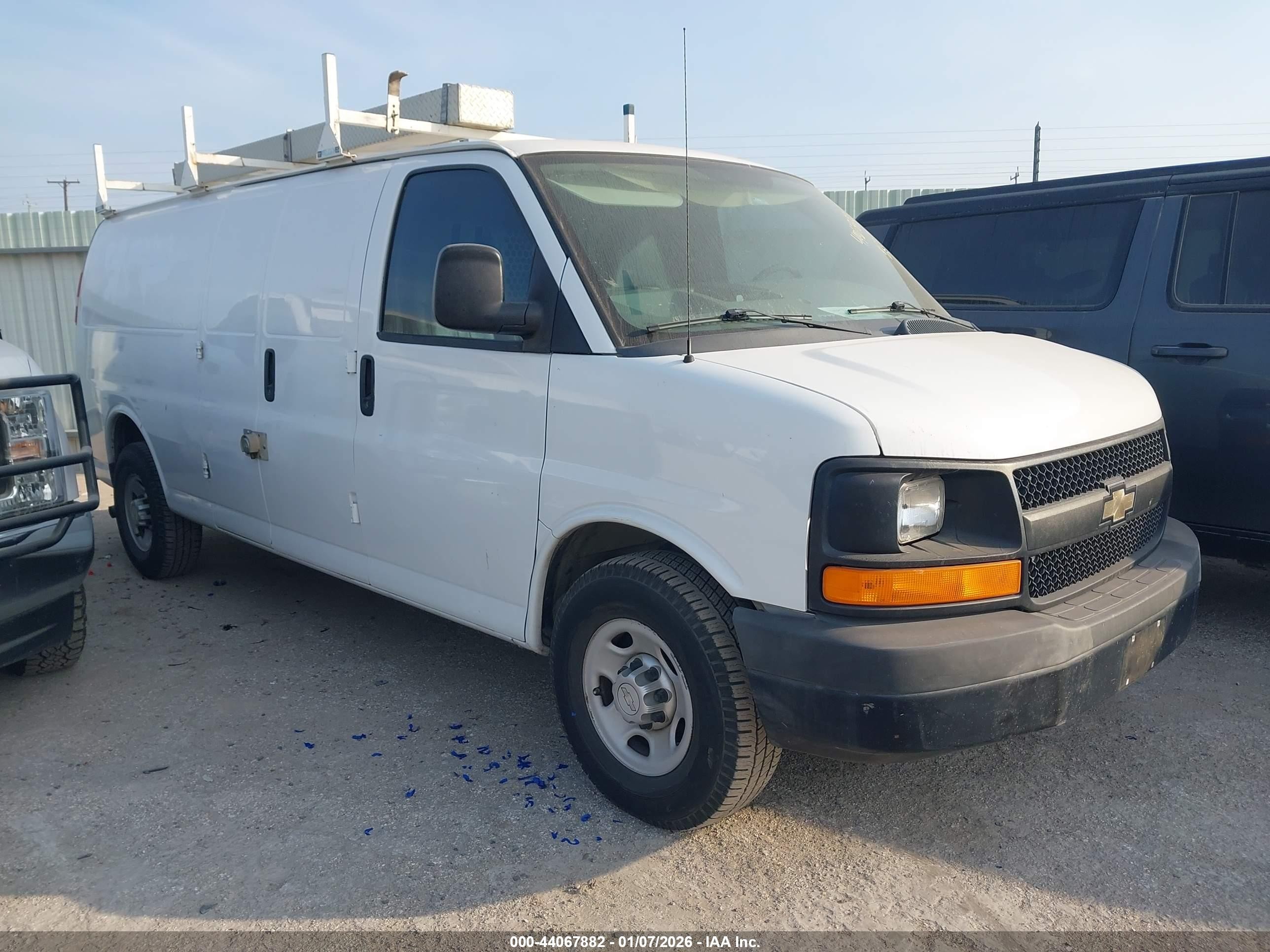 2011 Chevrolet Express 3500, VIN 1GCZGUCA8B1126344 — All over