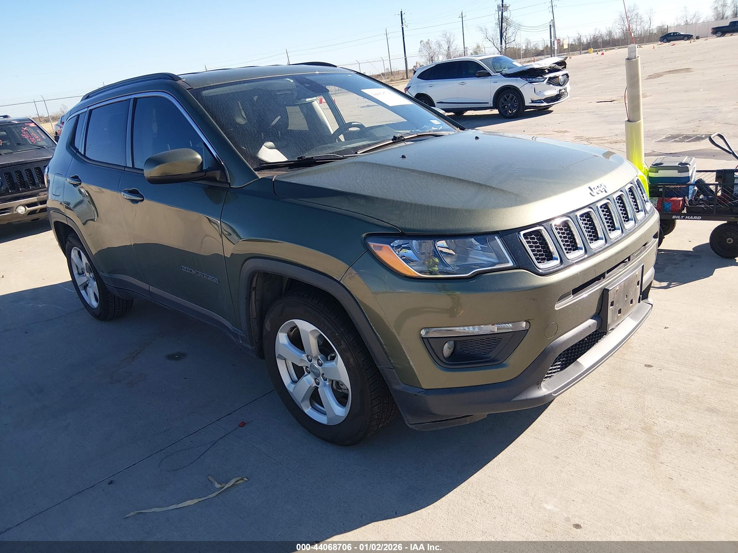 2020 Jeep Compass Altitude, VIN 3C4NJCBB1LT133926 — Фото с аукциона 1 of 5