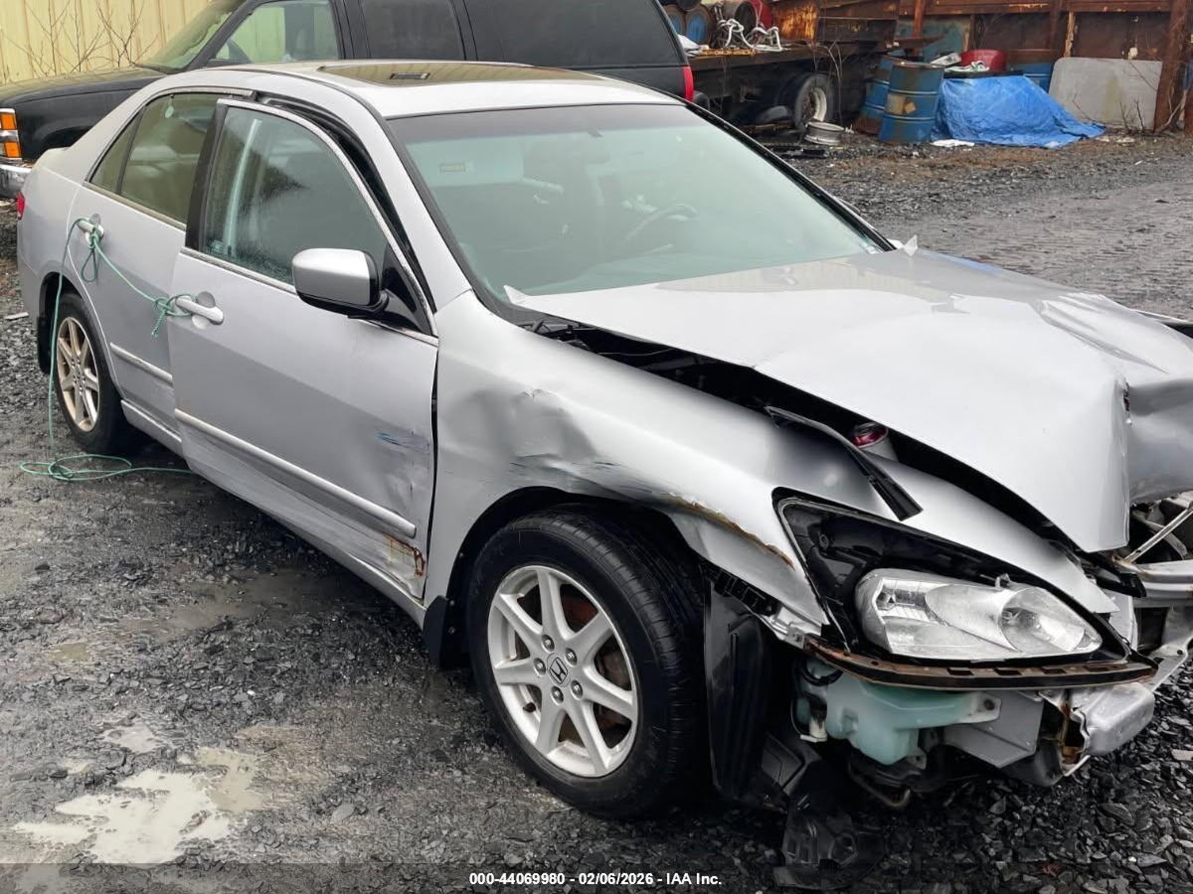 2004 Honda Accord EX, VIN 1HGCM66514A021674 — Side