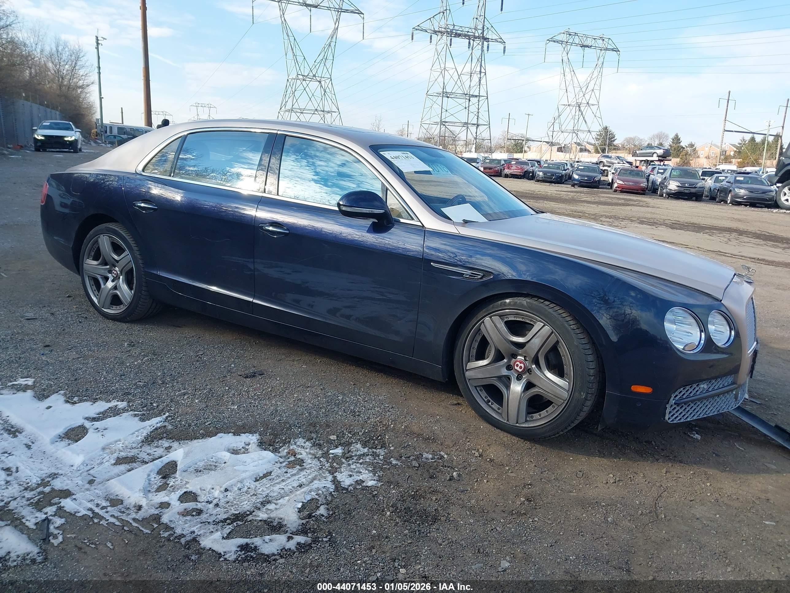 2015 Bentley Flying Spur V8, VIN SCBET9ZA7FC044858 — Front end