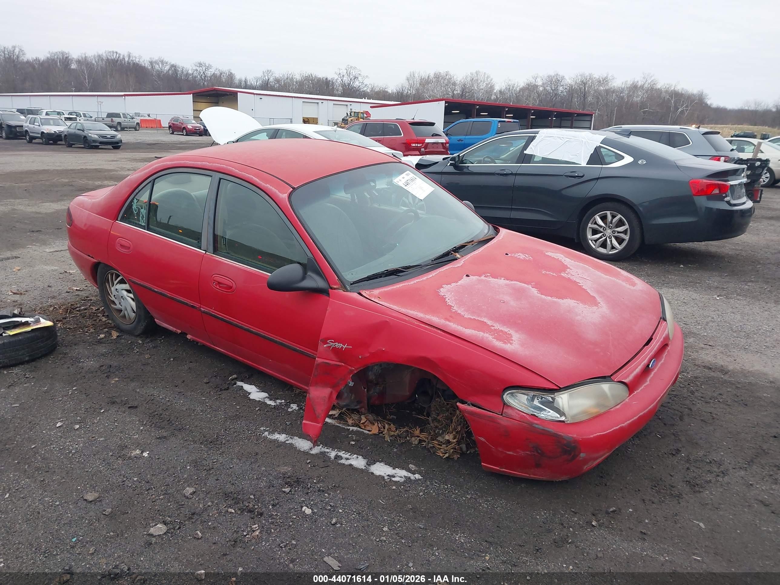 1997 Ford Escort LX, VIN 1FALP13P1VW221706 — Front end