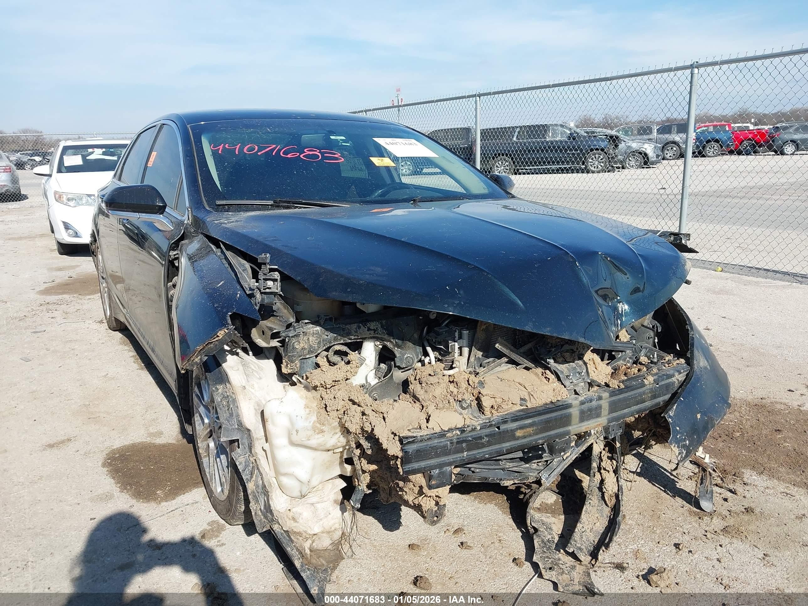 2014 Lincoln MKZ, VIN 3LN6L2GK5ER803037 — Biohazard / chemical